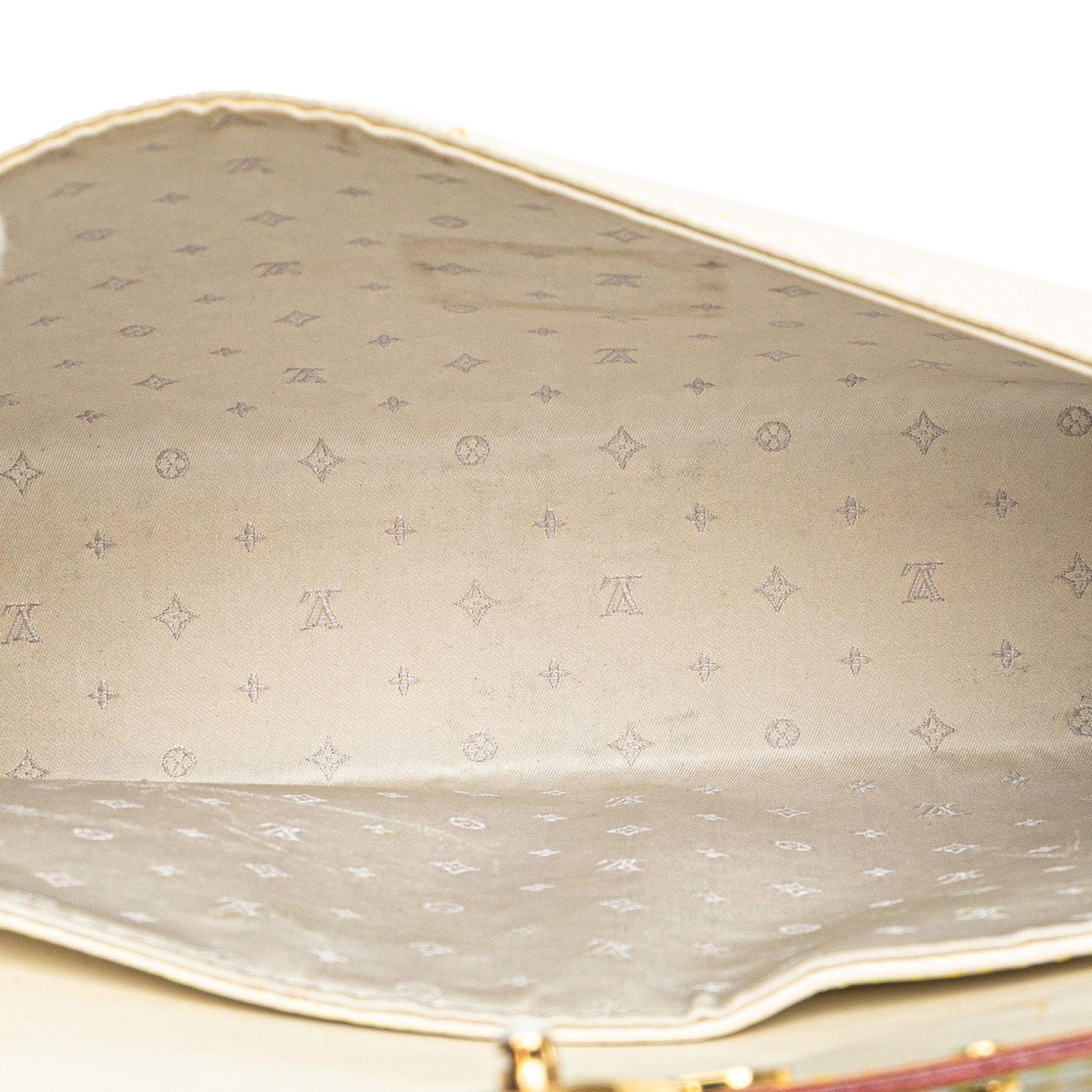 Louis Vuitton Suhali LAimable