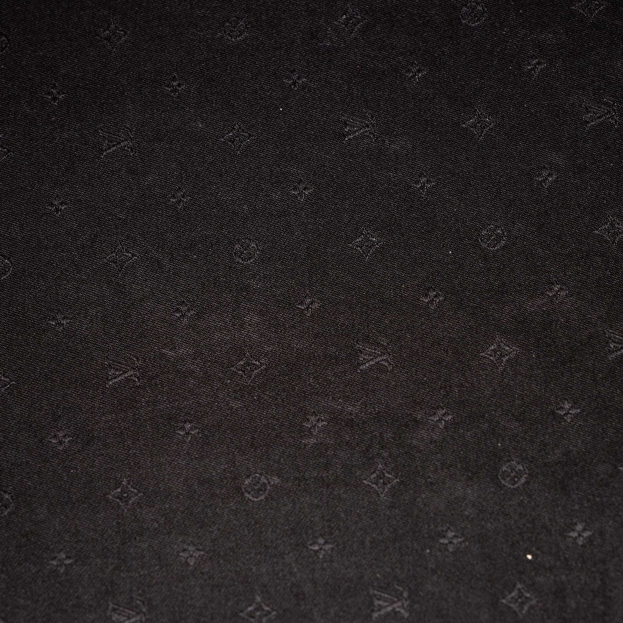 Louis Vuitton Suhali Lockit MM Satchel (SHF-VxGGO7)
