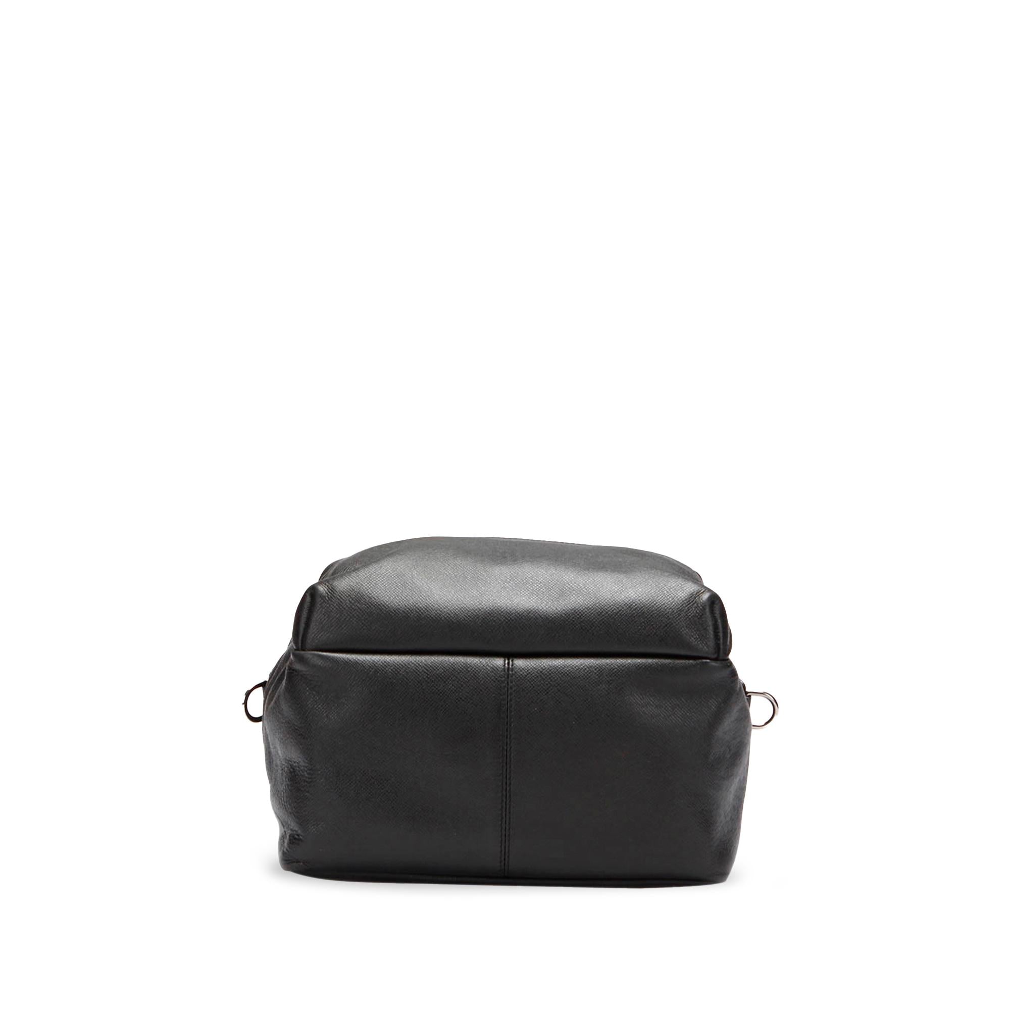 Louis Vuitton Taiga Apollo