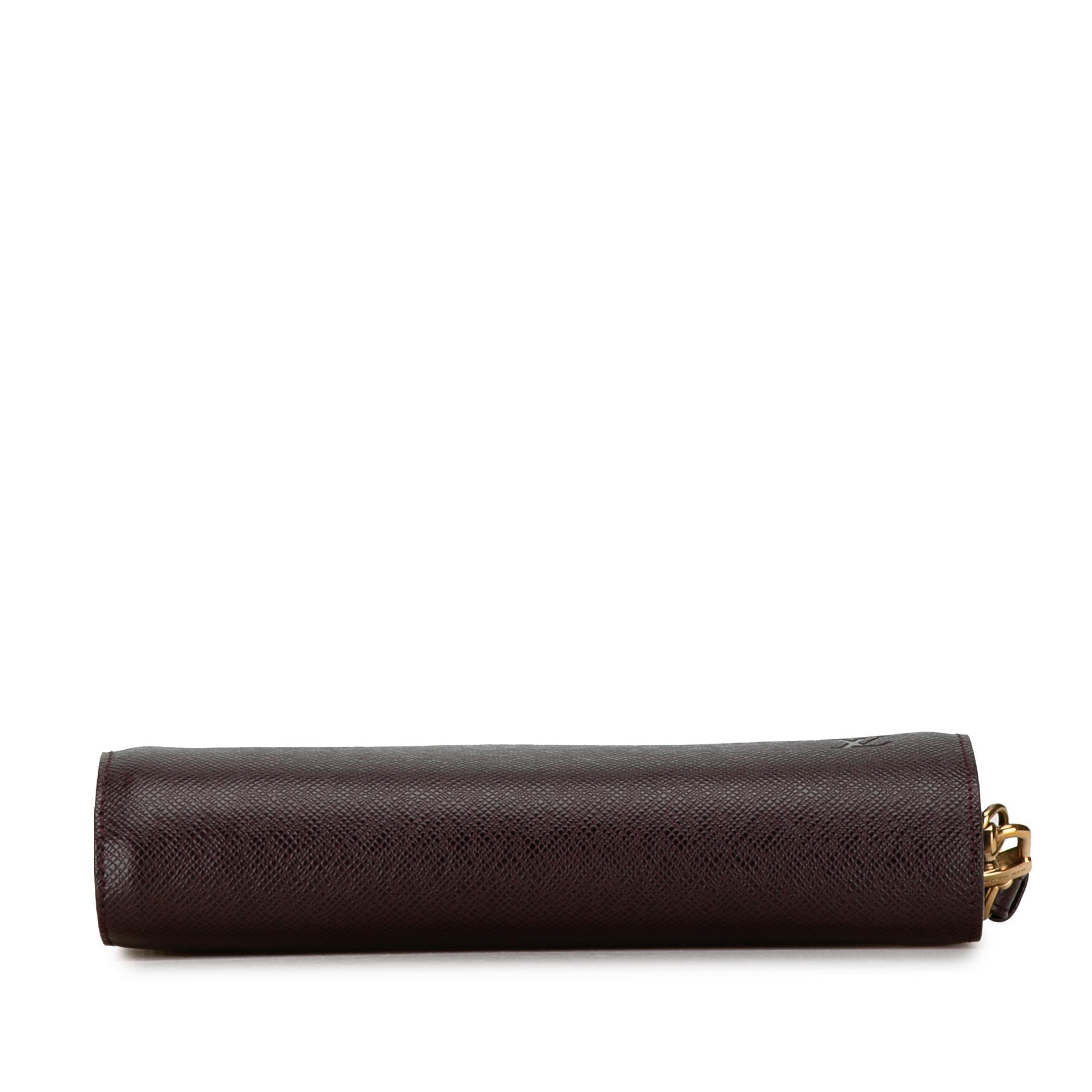 Louis Vuitton Taiga Baikal (SHG-KHIh5h)