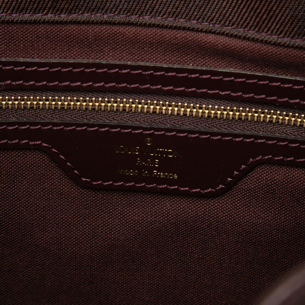 Louis Vuitton Taiga Cassiar