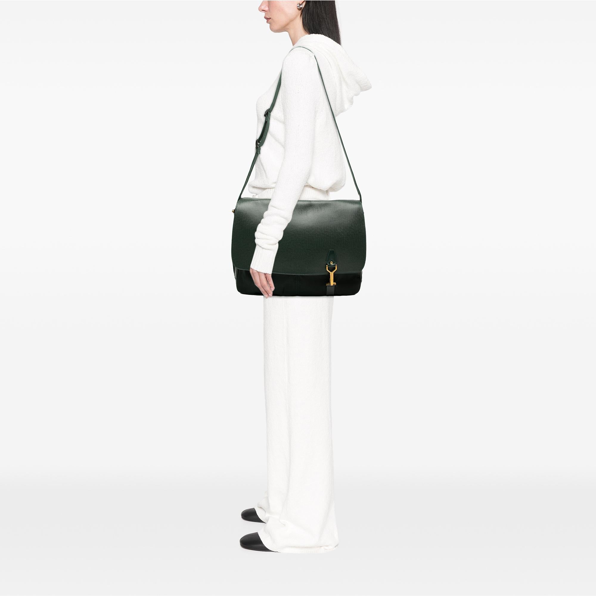 Louis Vuitton Taiga Dersou