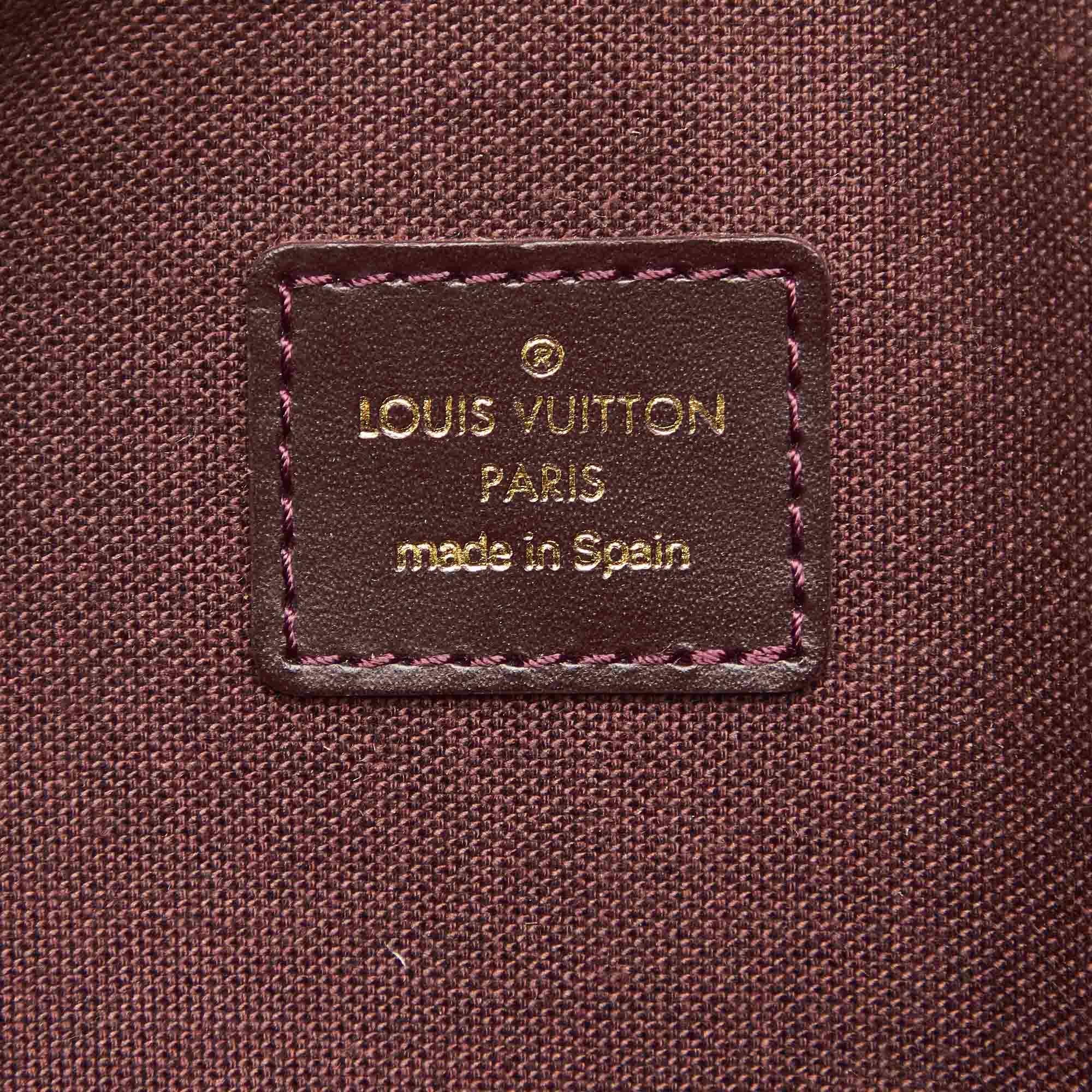 Louis Vuitton Taiga Kaluga Clutch Bag (SHG-iKlNhH)