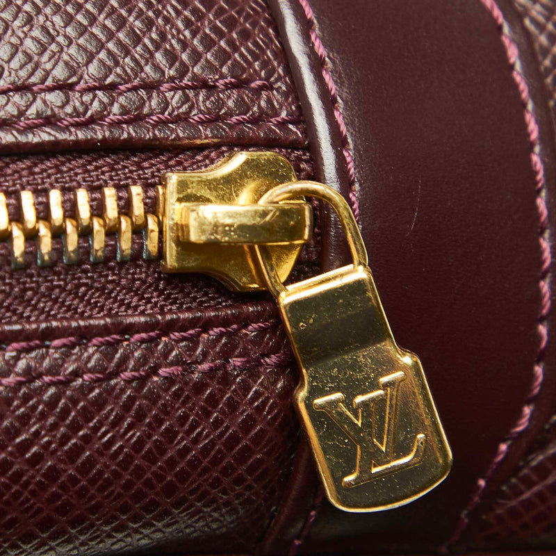 Louis Vuitton Taiga Kaluga Clutch Bag (SHG-sVihe4)