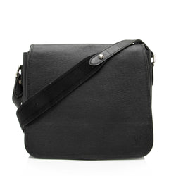 Louis Vuitton Messenger Shoulder Bag in Black Taiga Leather