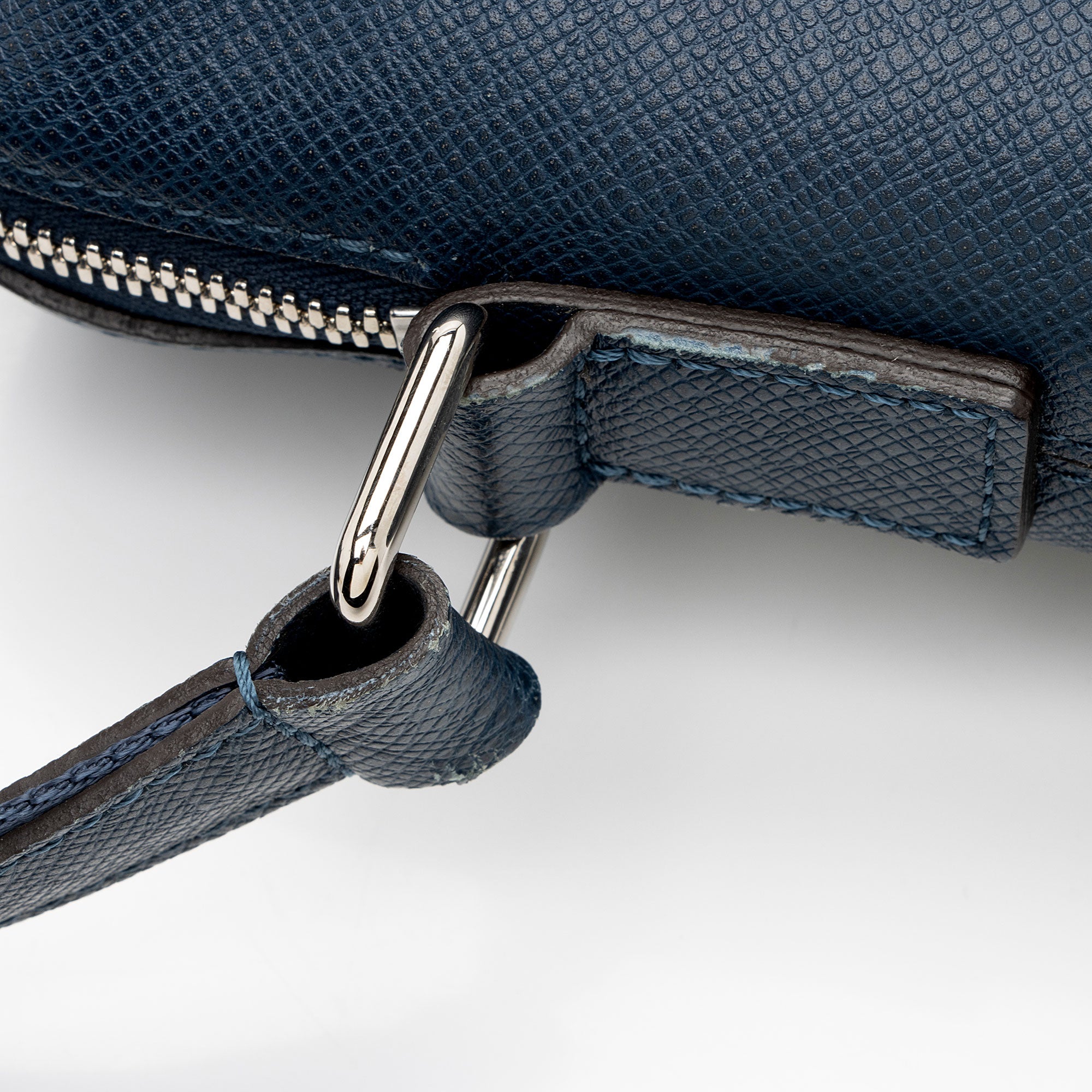 Louis Vuitton Taiga Leather Grigori PM Messenger