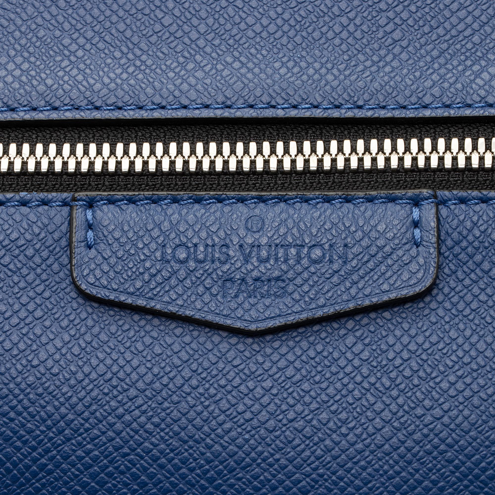 Louis Vuitton Taiga Leather Outdoor Messenger