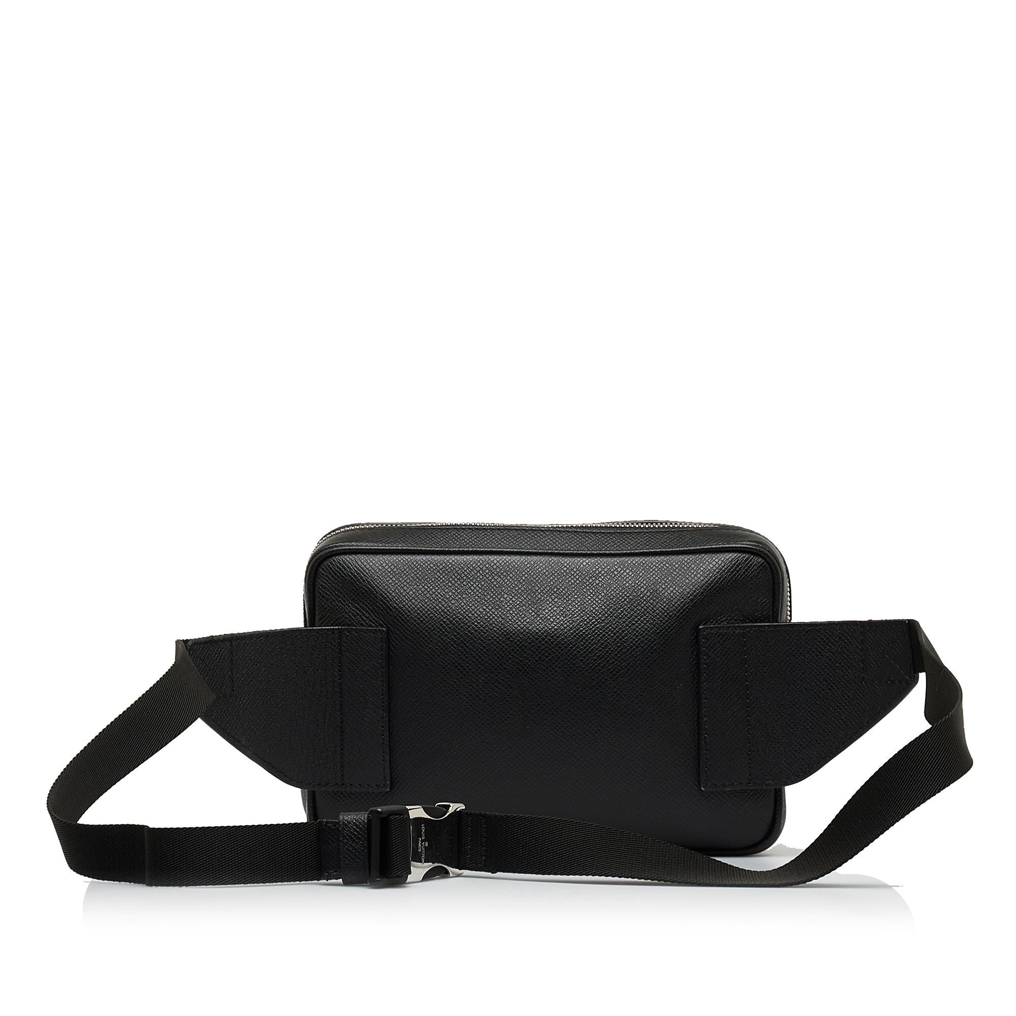 Louis Vuitton Taiga Outdoor Bumbag