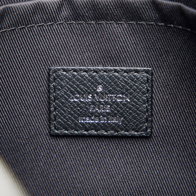 Louis Vuitton Taiga Outdoor Messenger (SHG-6BNpFk)