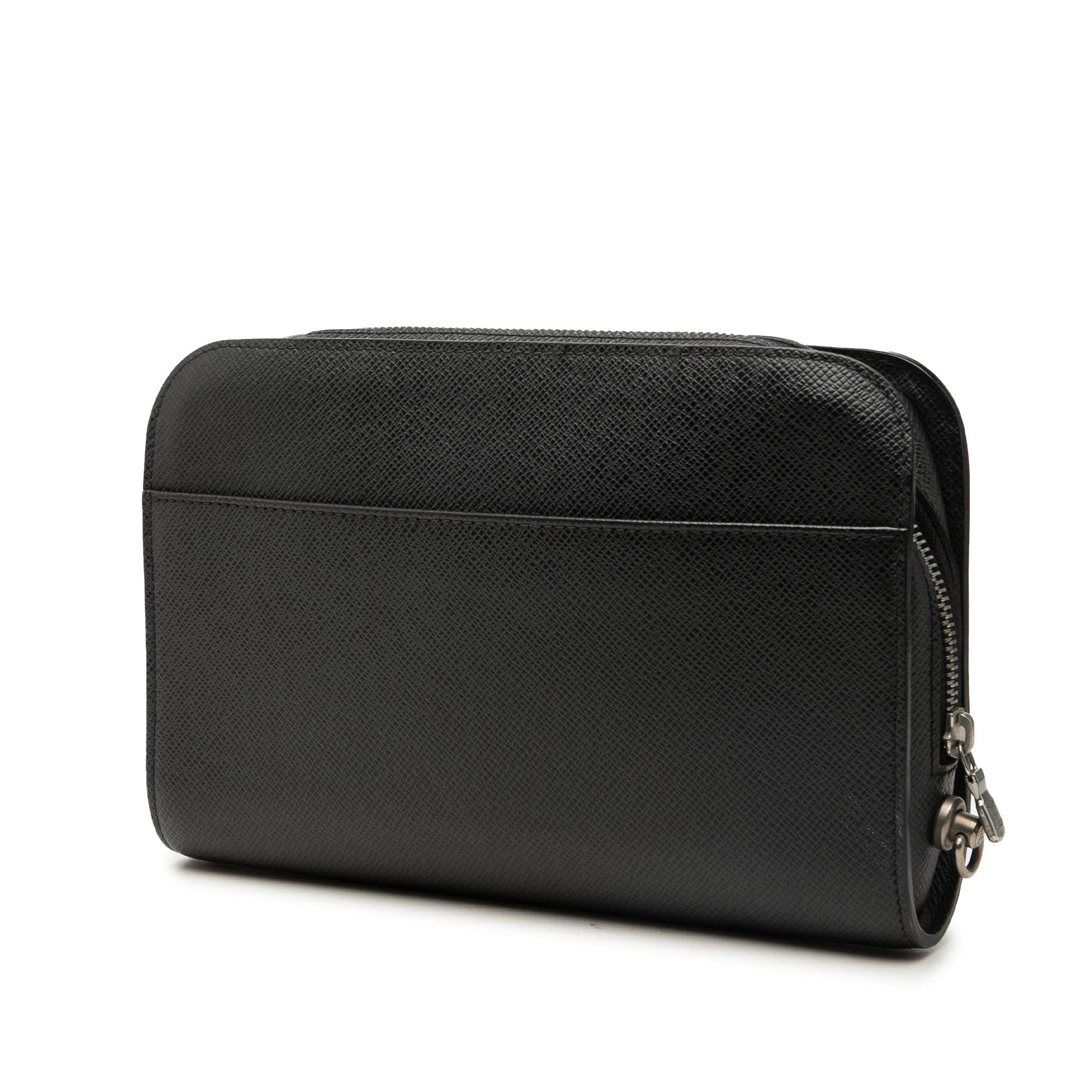 Louis Vuitton Taiga Pochette Baikal
