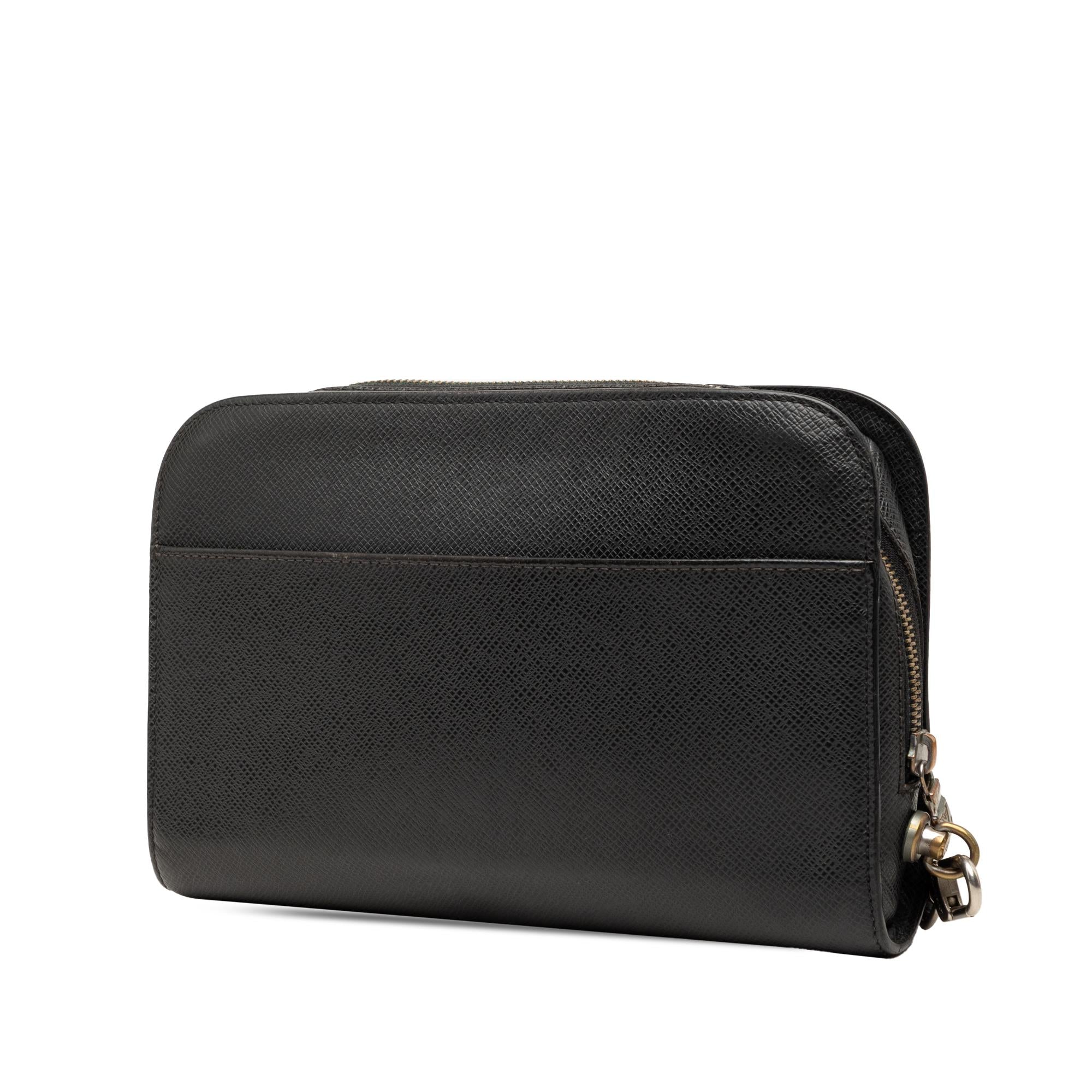 Louis Vuitton Taiga Pochette Baikal