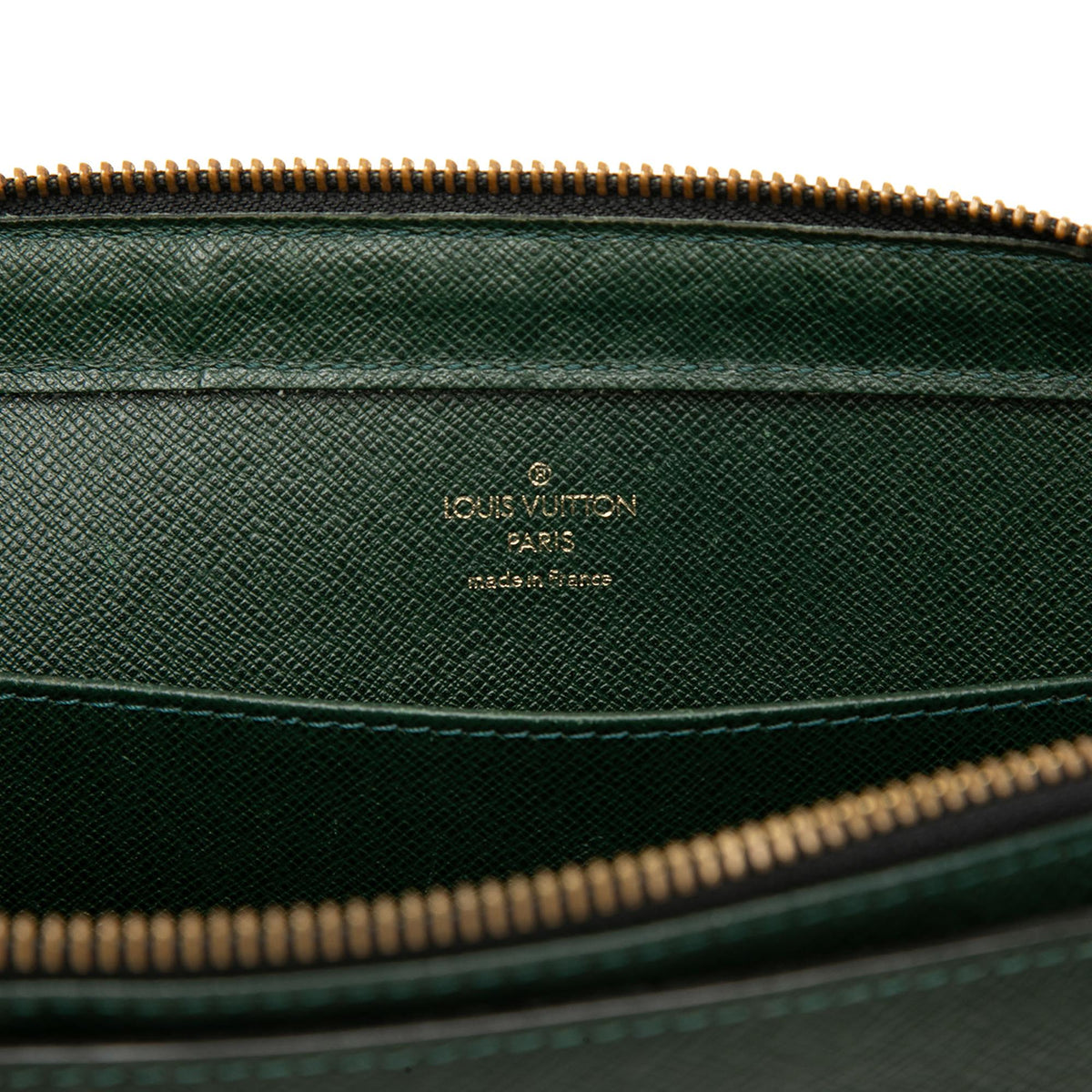 Louis Vuitton Taiga Pochette Baikal