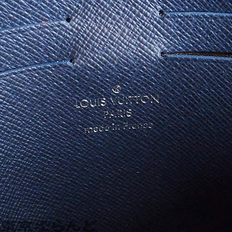 Louis Vuitton Taiga Pochette Kasai (SHG-blvHqr)