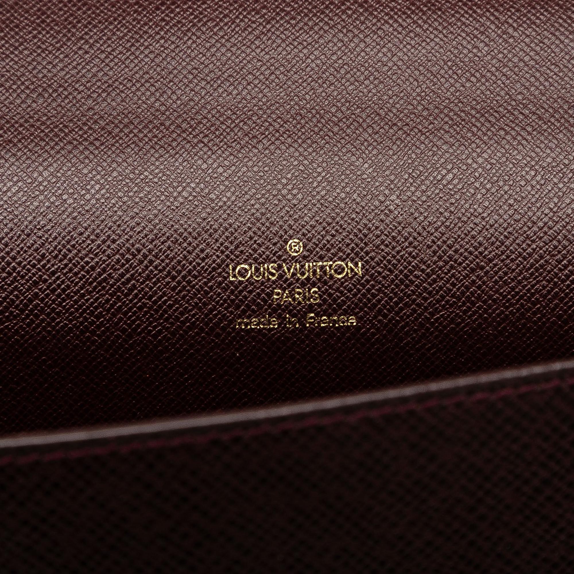 Louis Vuitton Taiga Porte-Documents Angara