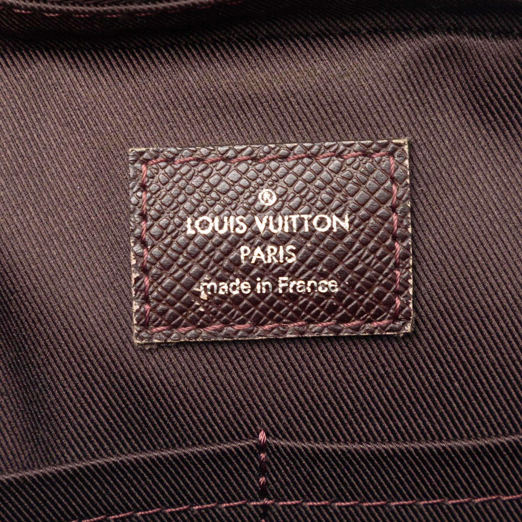 Louis Vuitton Taiga Porte Documents Voyage PM