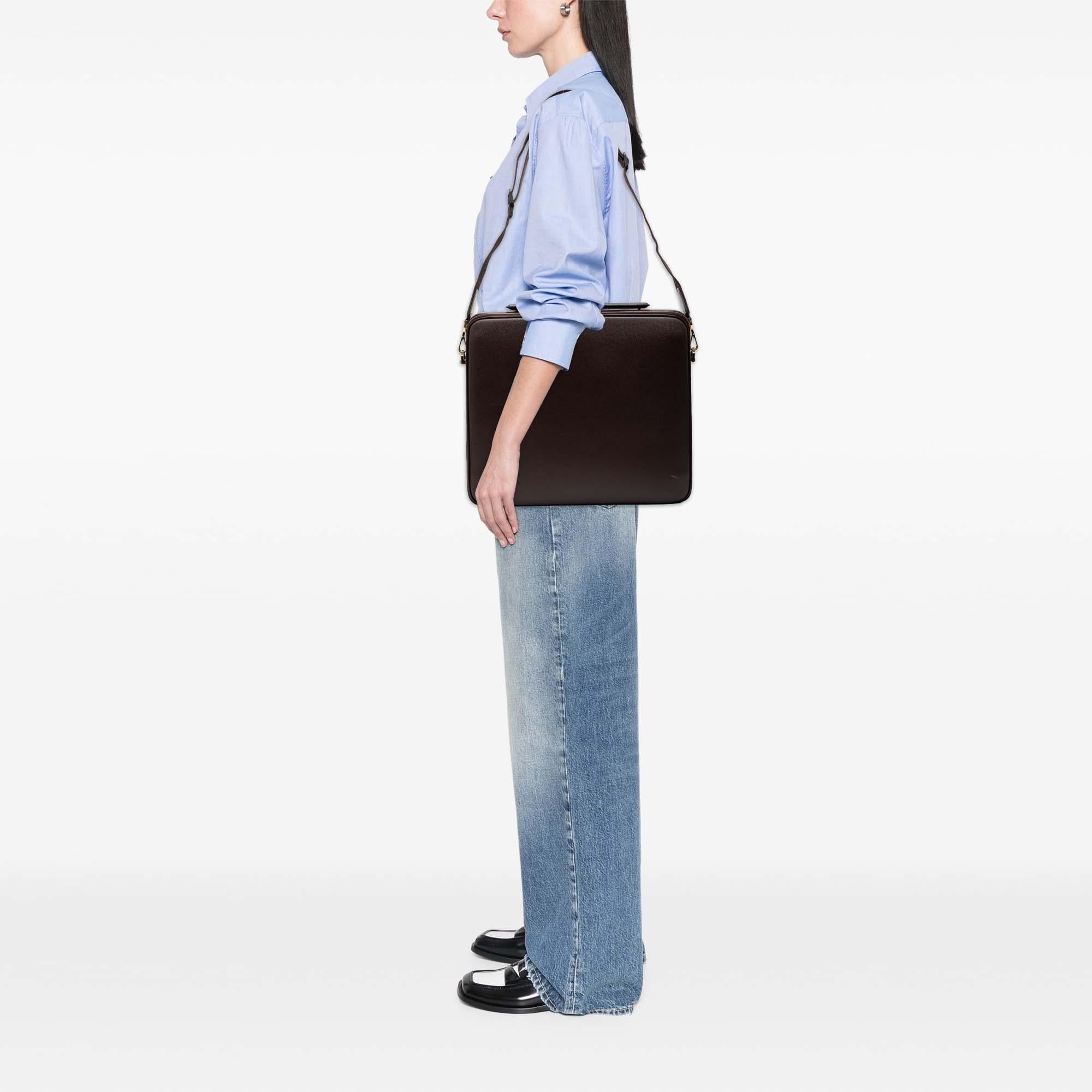Louis Vuitton Taiga Porte Ordinateur Odessa