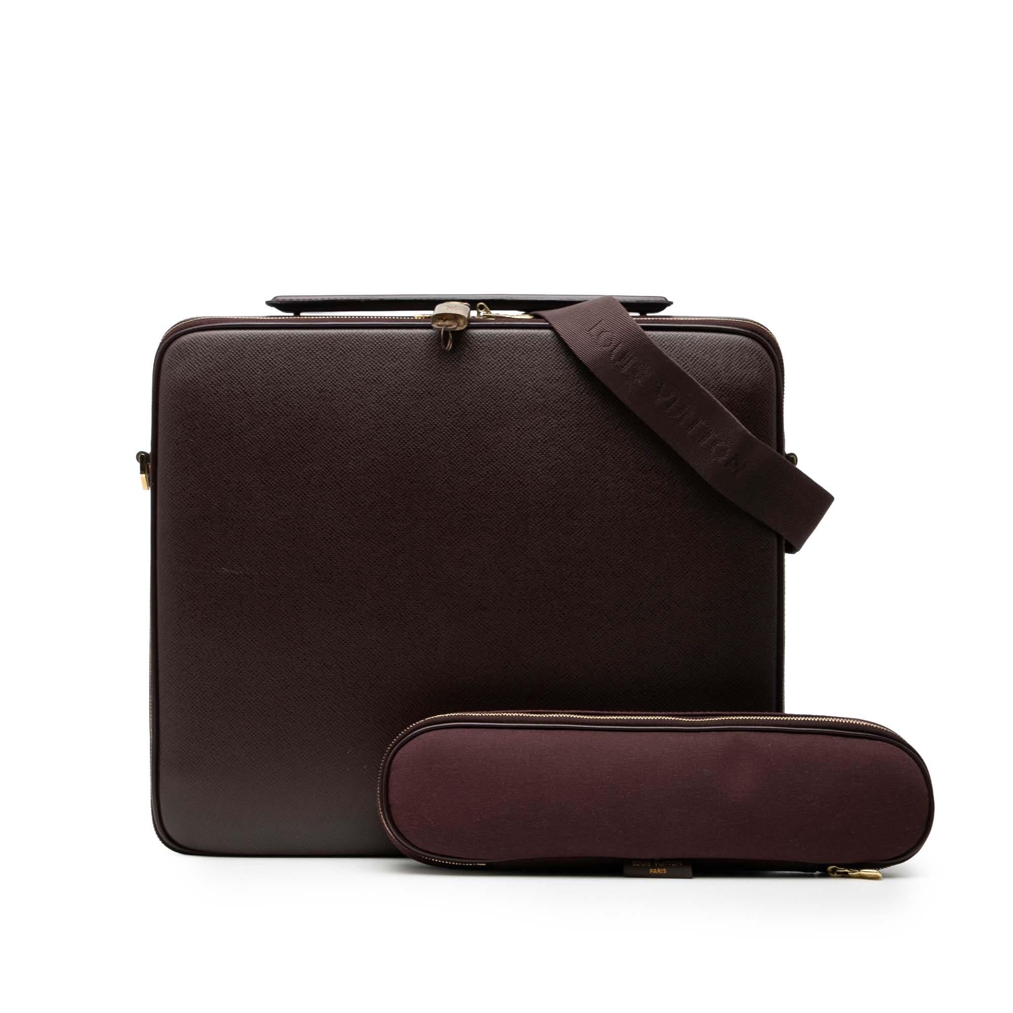 Louis Vuitton Taiga Porte Ordinateur Odessa