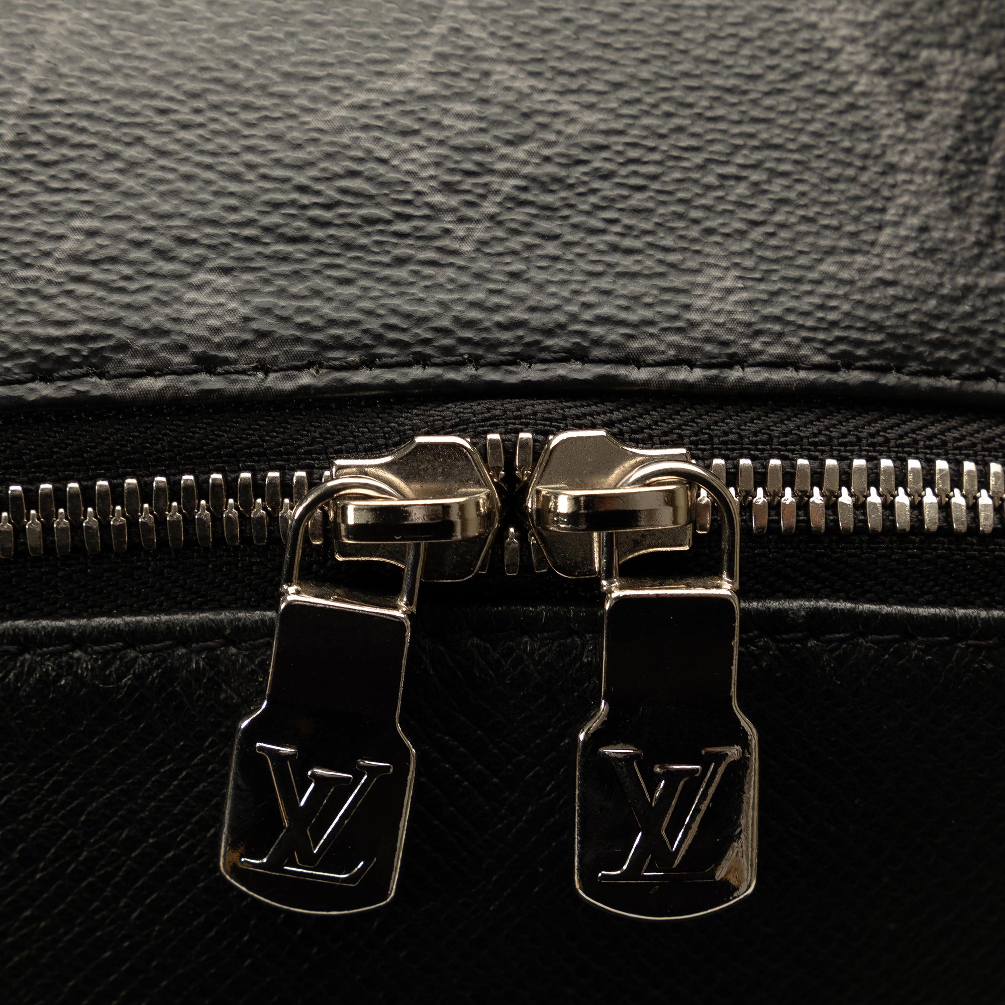 Louis Vuitton Taigarama Eclipse Discovery PM (SHG-OgV0US)