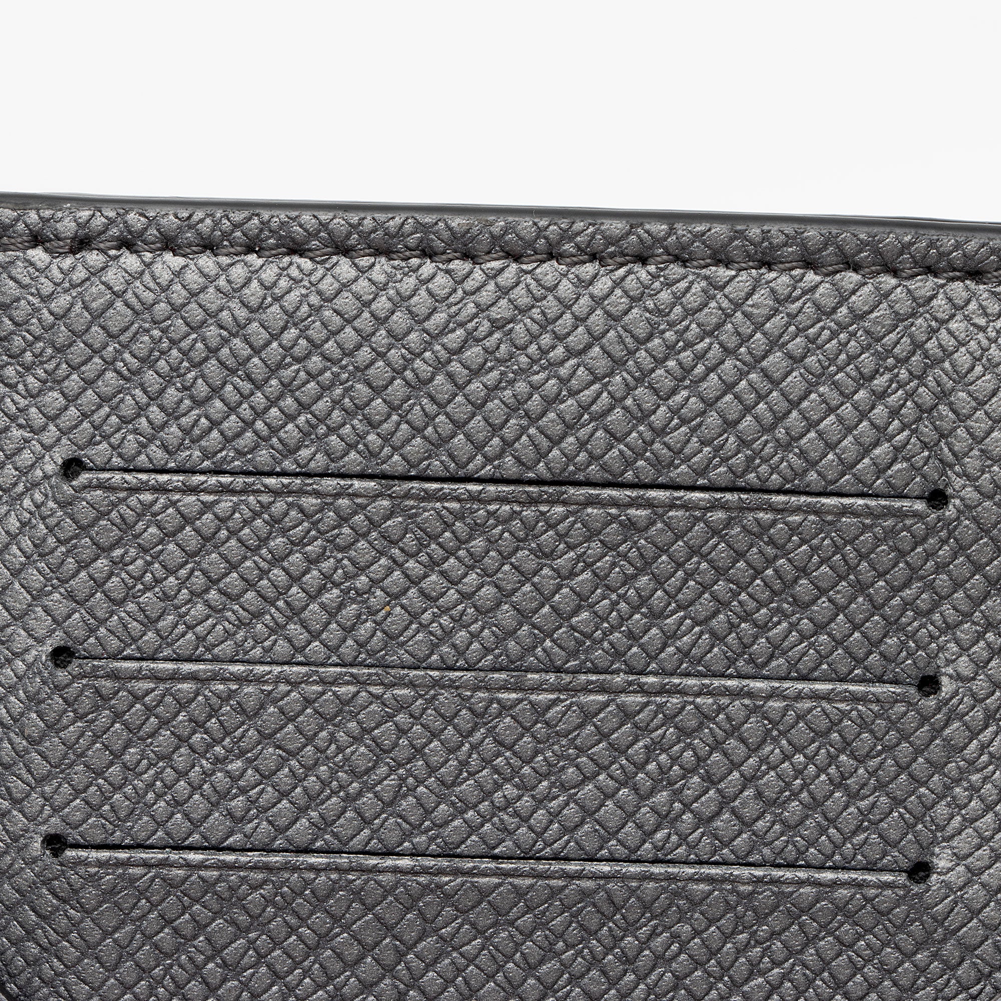 Louis Vuitton Taigarama Leather Coin Card Holder (SHF-5rQaXj)
