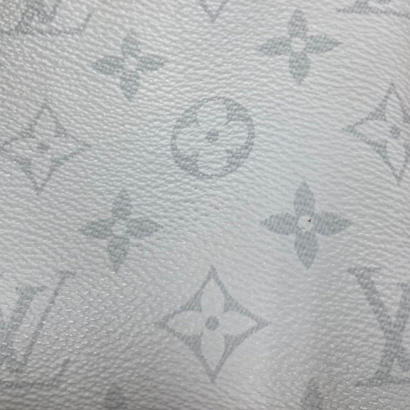 Louis Vuitton Taigarama Outdoor Flap Messenger (SHG-dw9Su2)