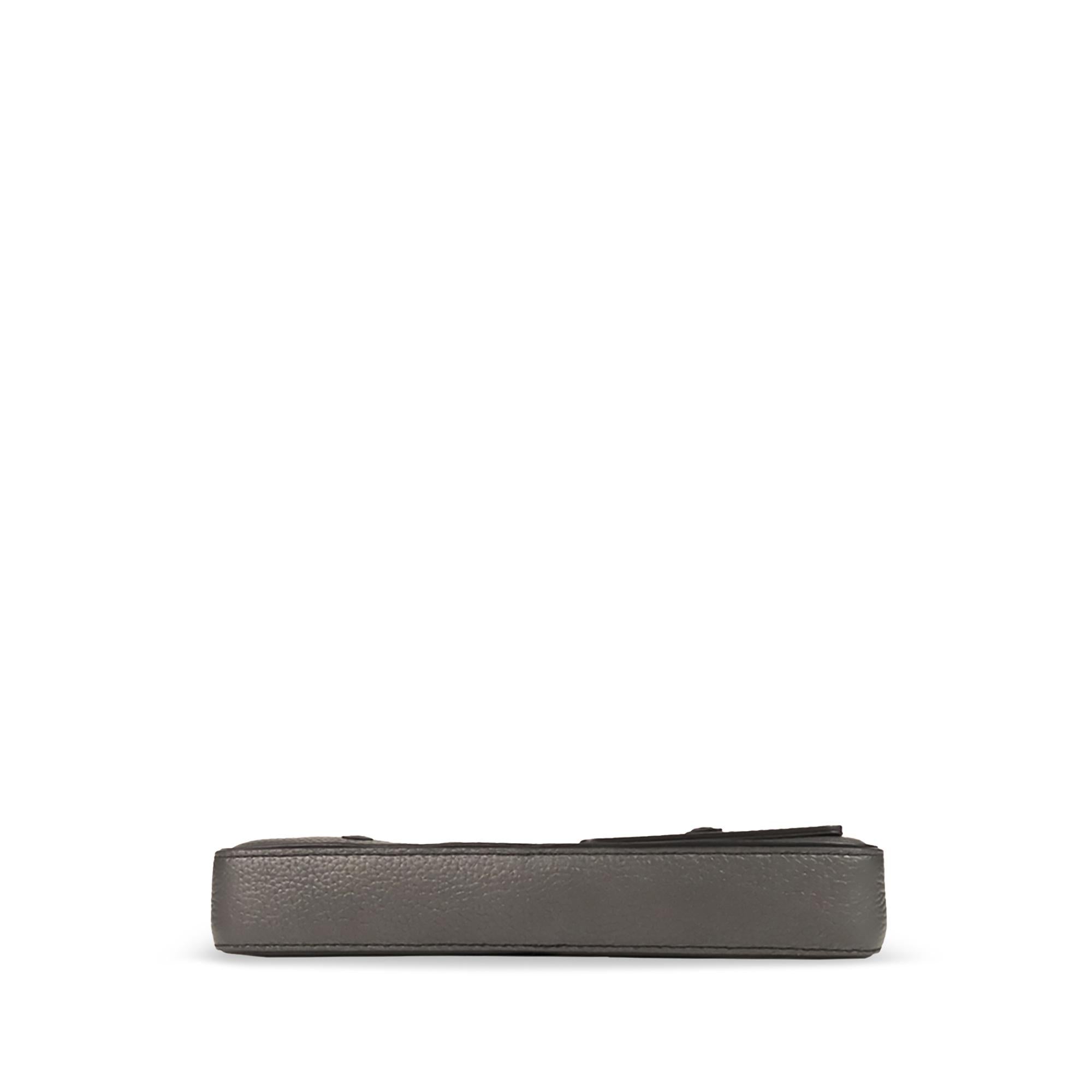 Louis Vuitton Taurillon Alpha