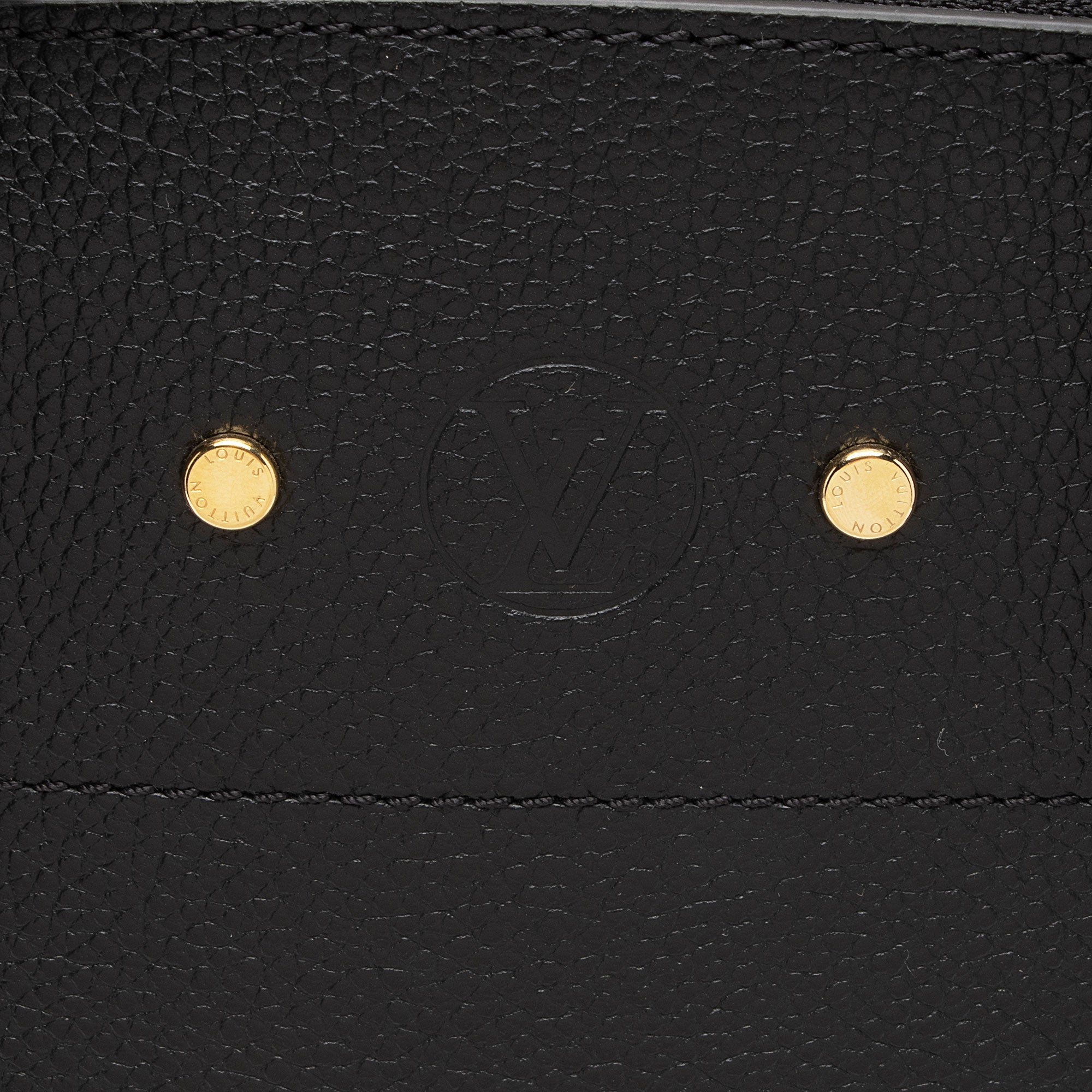 Louis Vuitton Taurillon CIty Steamer MM Tote (SHF-kRRIa6)
