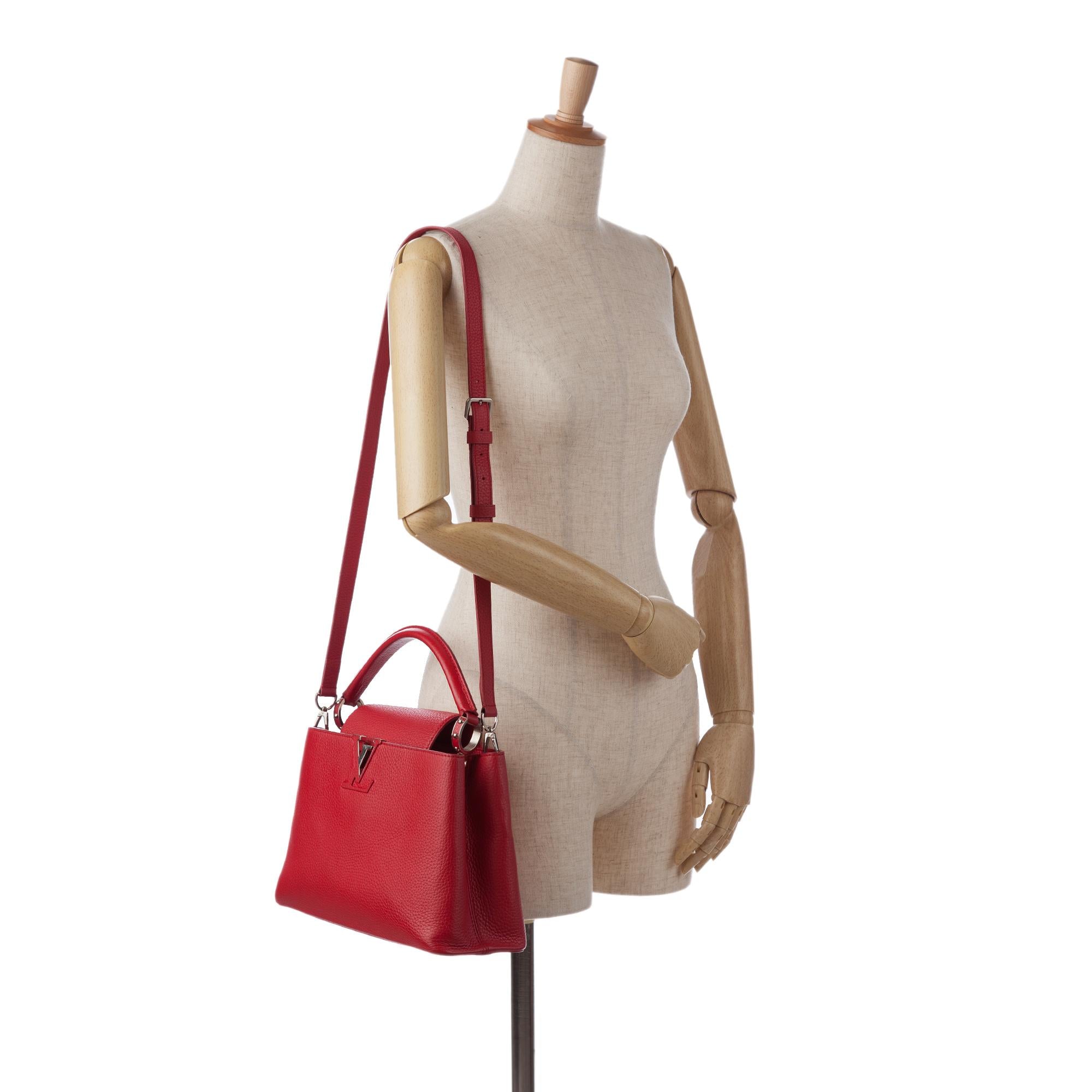 Louis Vuitton Taurillon Capucines BB (SHG-zxh2jD)