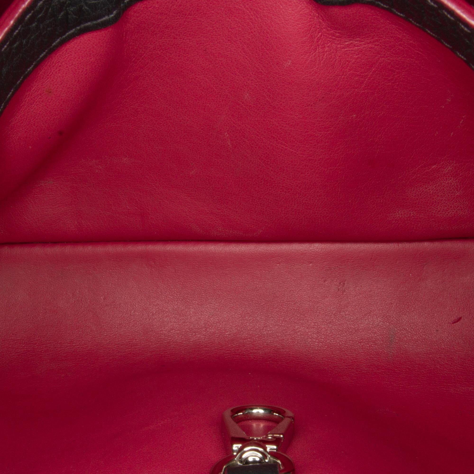 Louis Vuitton Taurillon Capucines BB (SHG-OqBRd0)