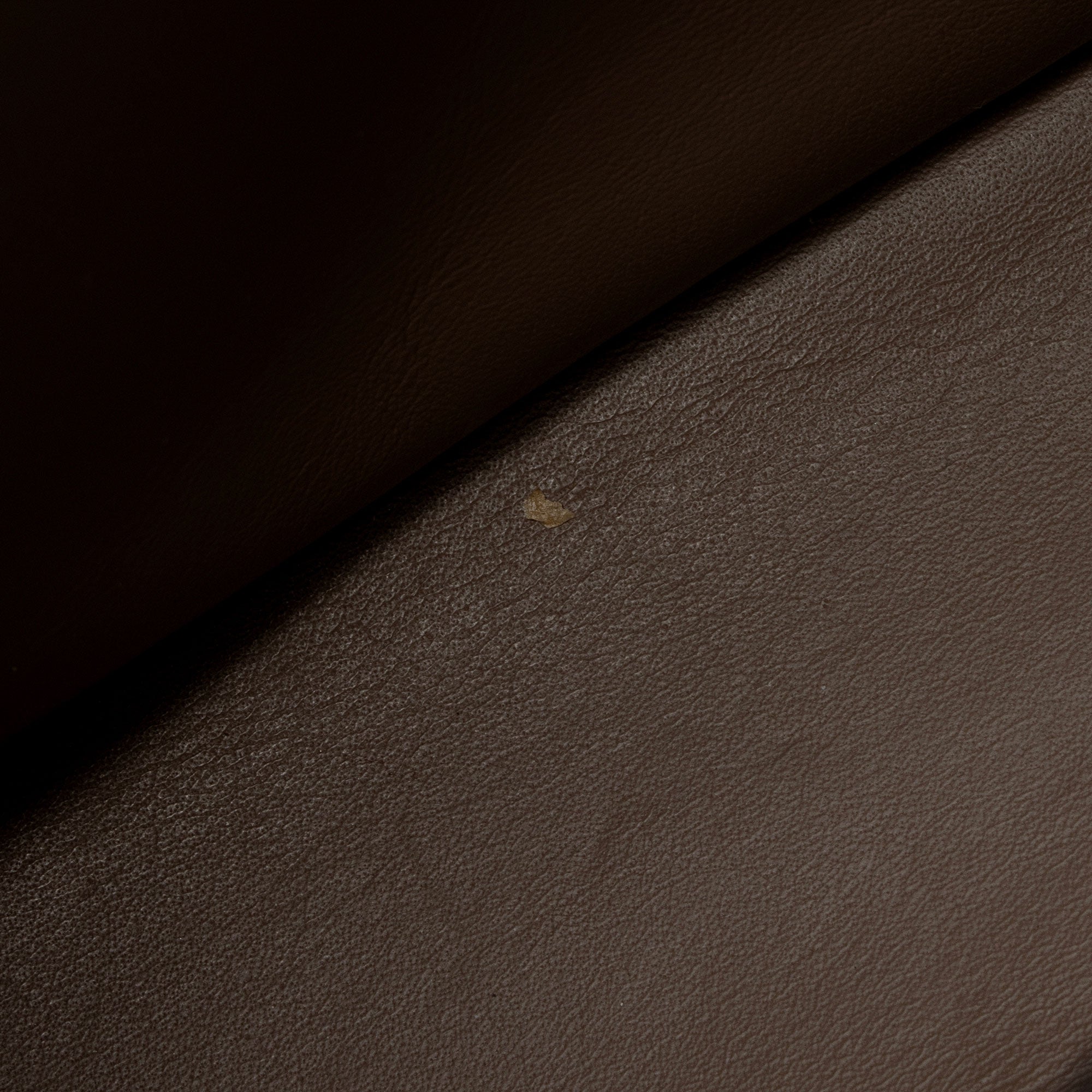 Louis Vuitton Taurillon Capucines MM Bag (SHF-LI0MzN)