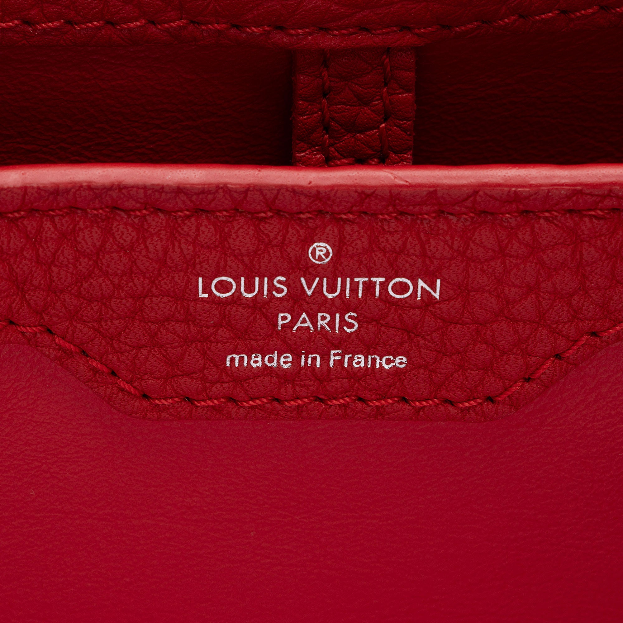 Louis Vuitton Taurillon Capucines PM Bag (SHF-lLOSG5)