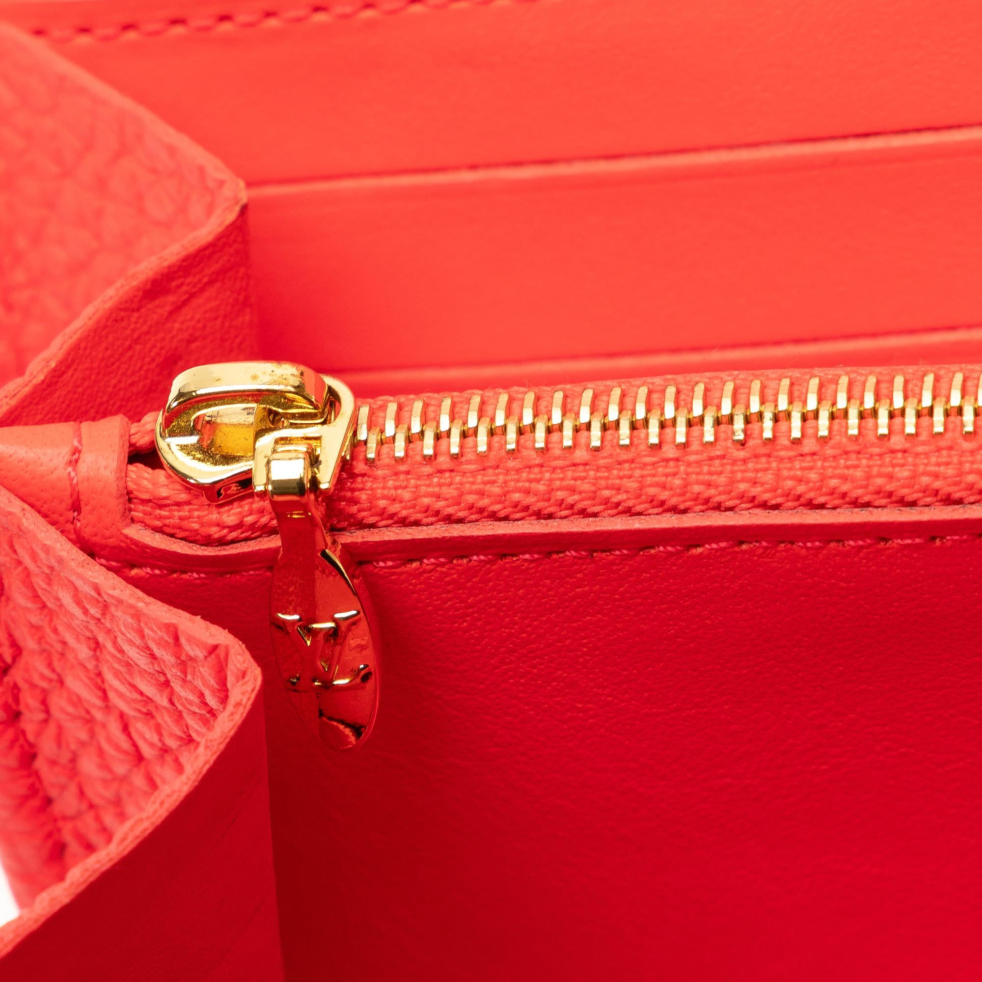 Louis Vuitton Taurillon Capucines Wallet (SHG-yin9o0)