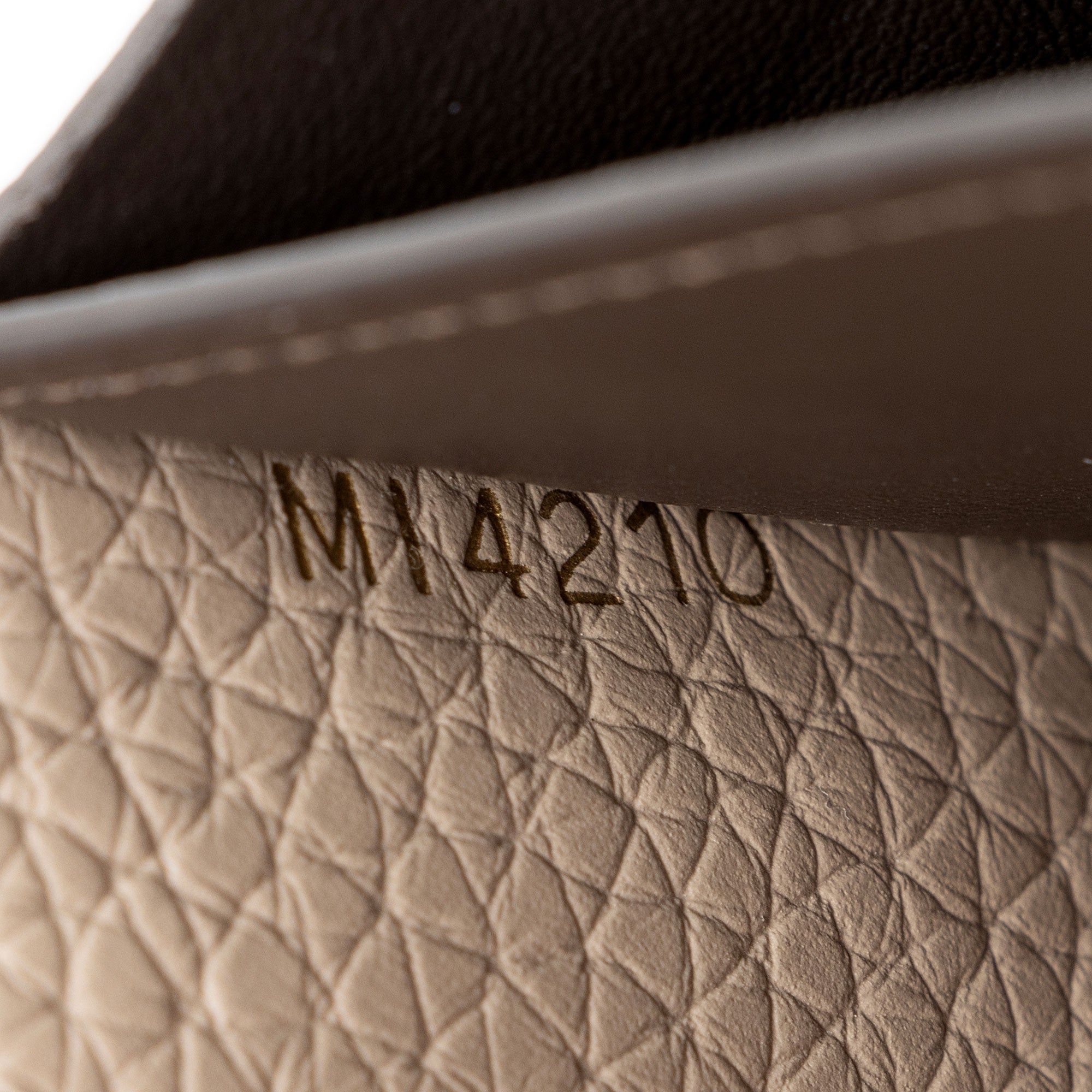 Louis Vuitton Taurillon Capucines Wallet