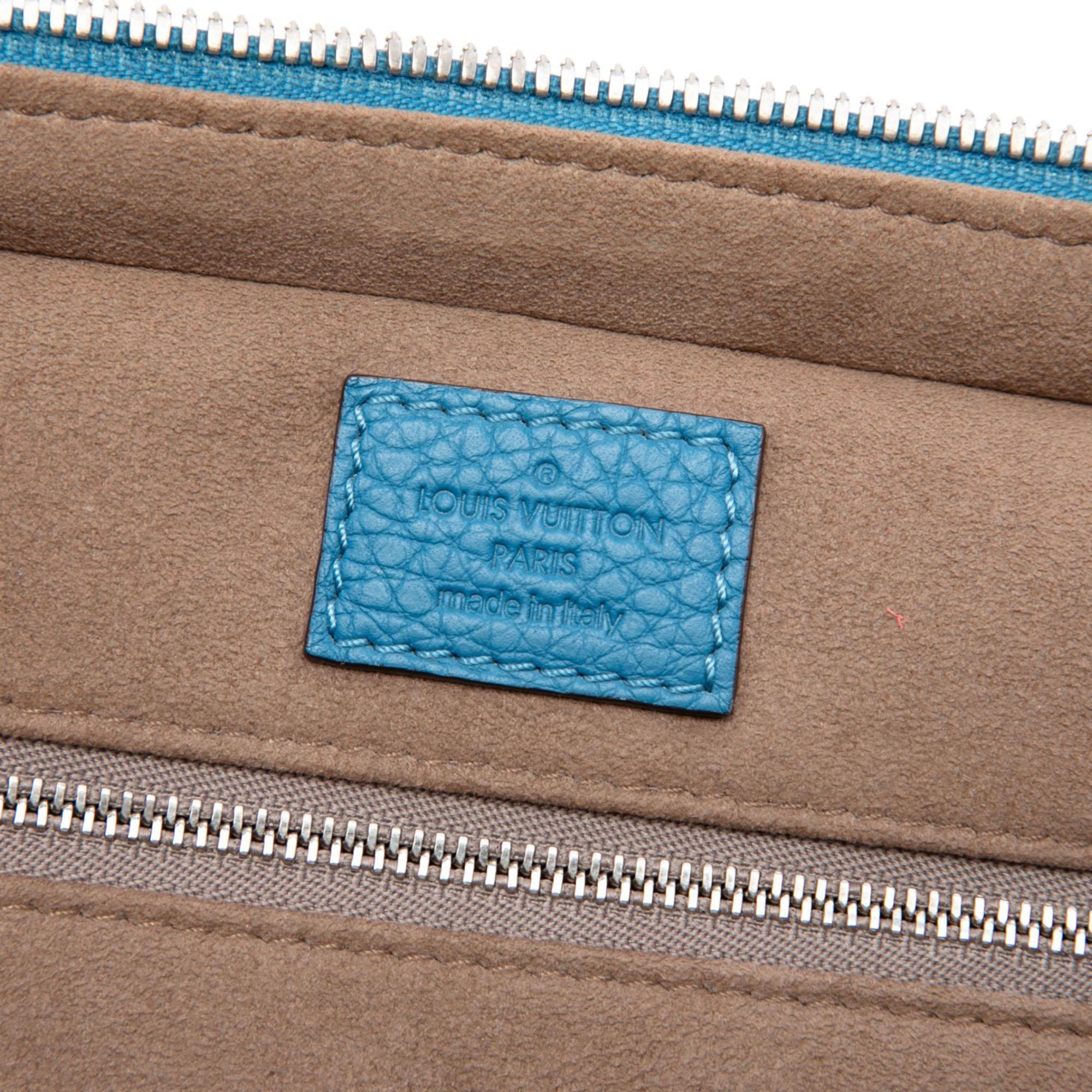 Louis Vuitton Taurillon Porte Documents Voyage