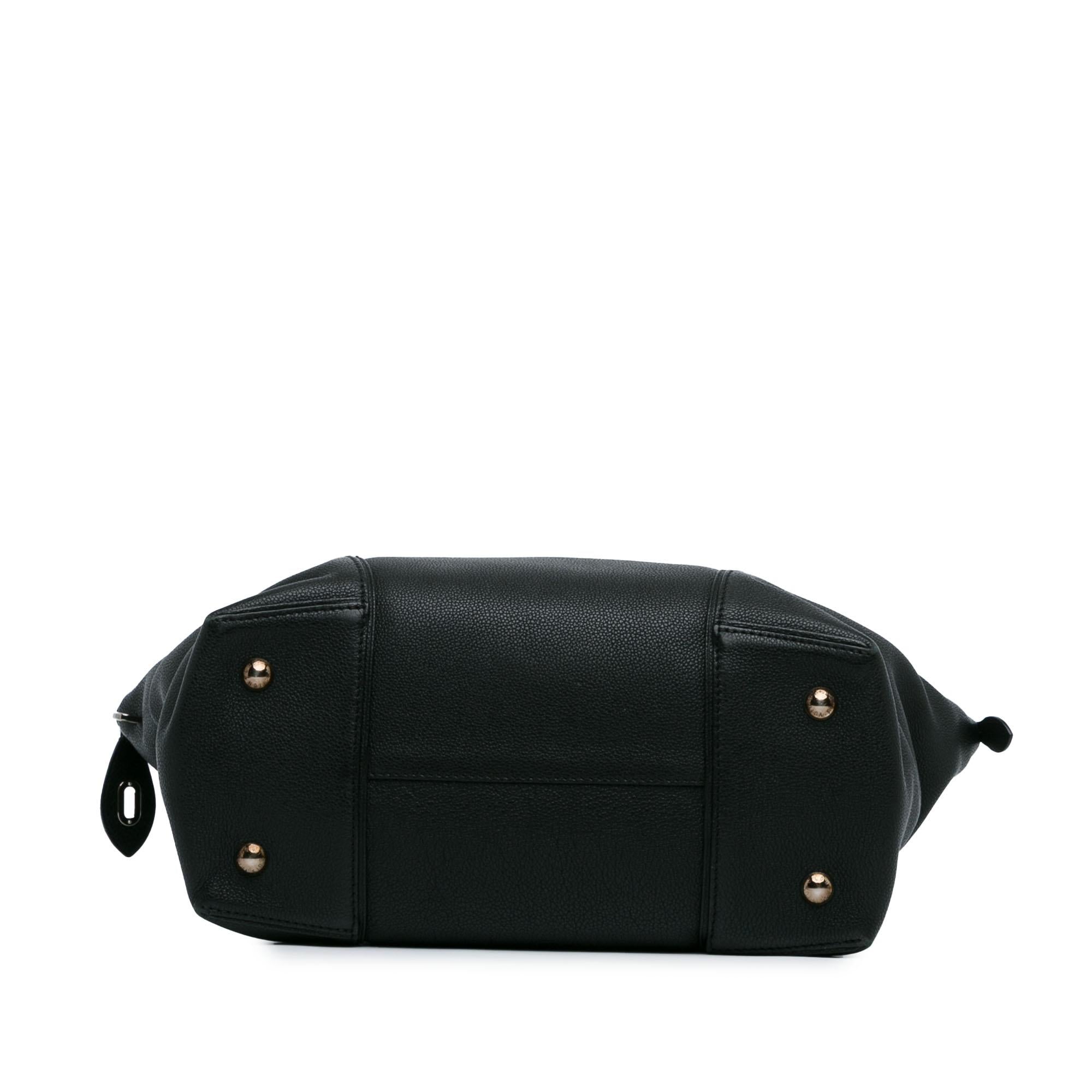 Louis Vuitton Taurillon Soft Lockit MM (SHG-WW7Kw8)