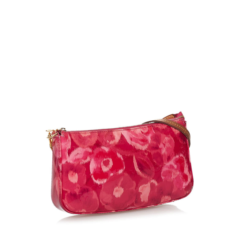 Louis Vuitton on X: Find the adorable Pochette Accessoires Monogram Vernis  Ikat in the #SheSoLV selection at    / X
