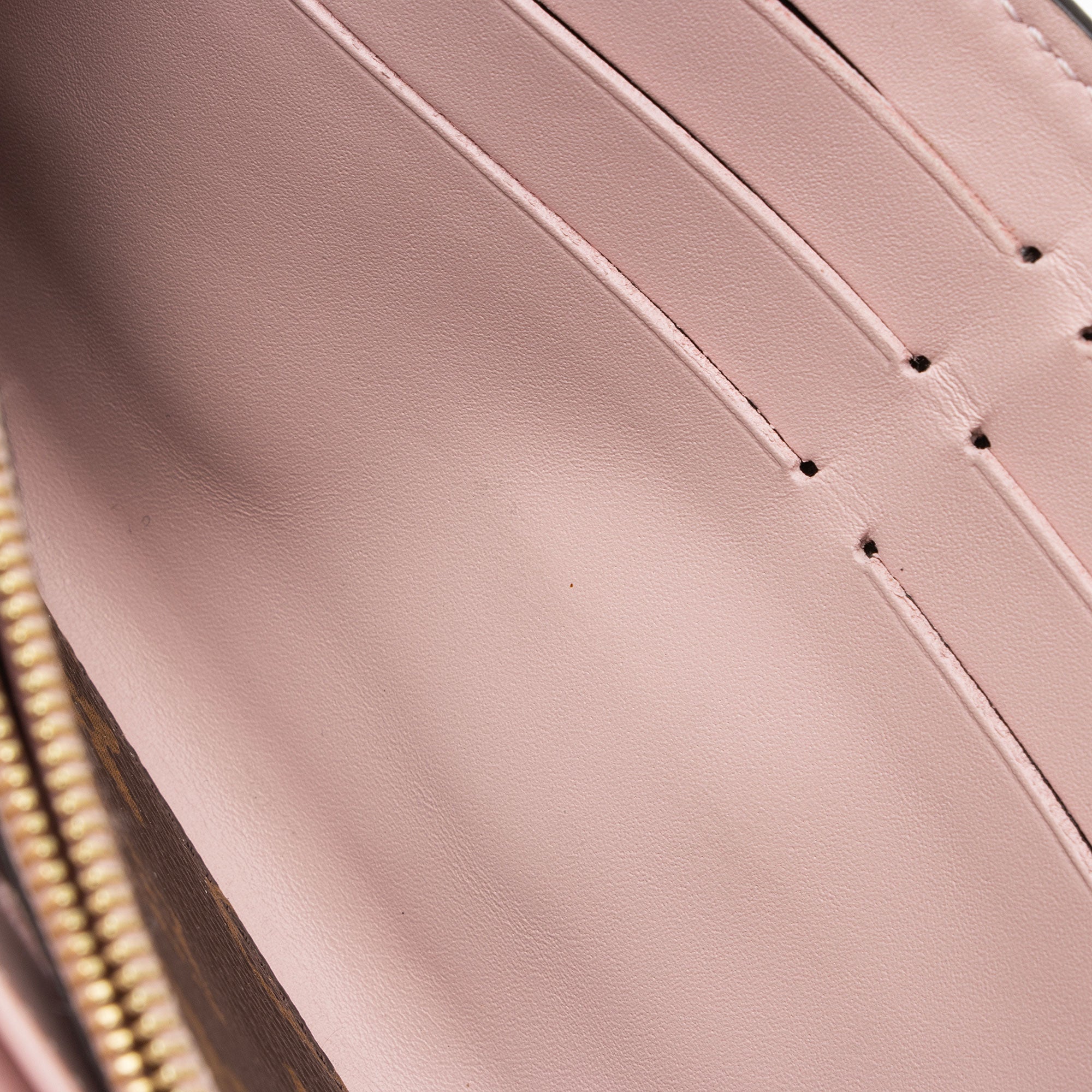 Louis Vuitton Vernis Monogram Canvas Cherrywood Wallet (SHF-LI7EqG)