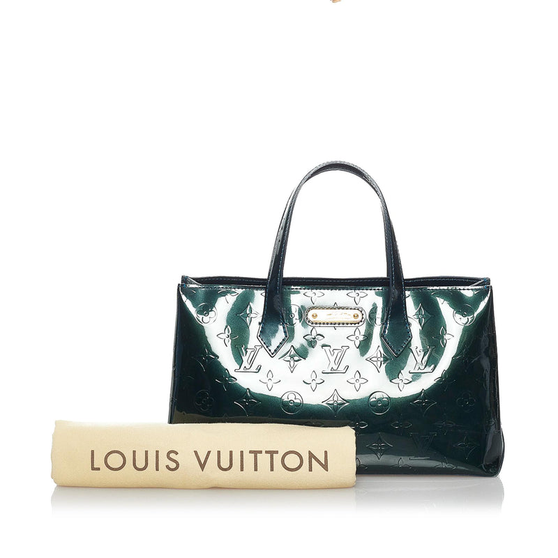 Louis Vuitton Vernis Wilshire PM (SHG-MJ8pLU) – LuxeDH