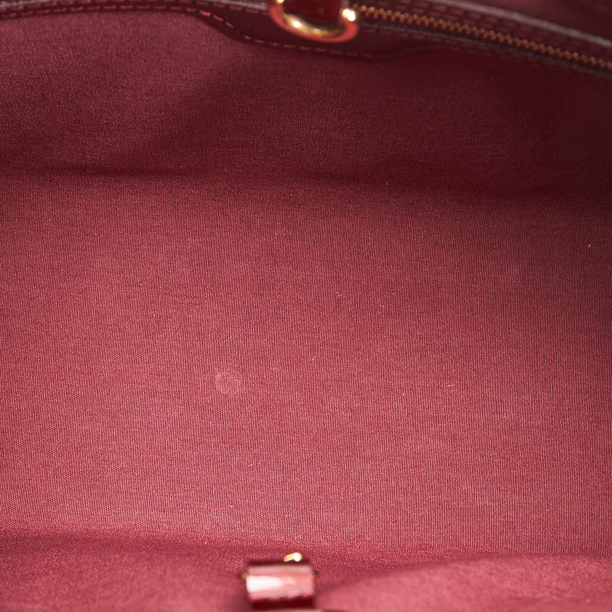 Louis Vuitton Vernis Wilshire PM (SHG-NHAHK2)