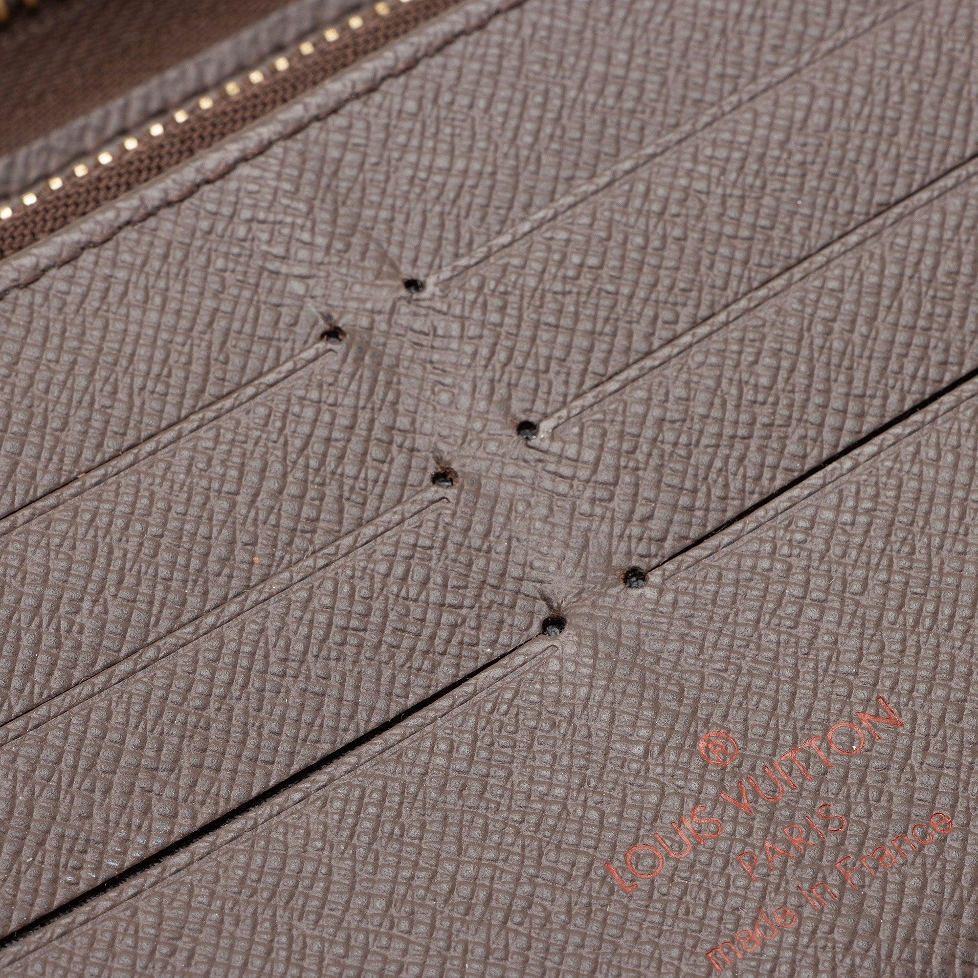 Louis Vuitton Vintage Damier Ebene Zippy Organizer Wallet