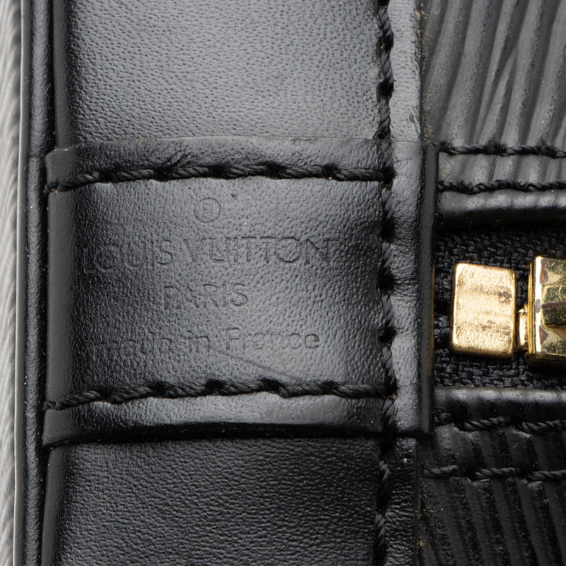 Louis Vuitton Vintage Epi Leather Alma PM Satchel (SHF-25oZBx)