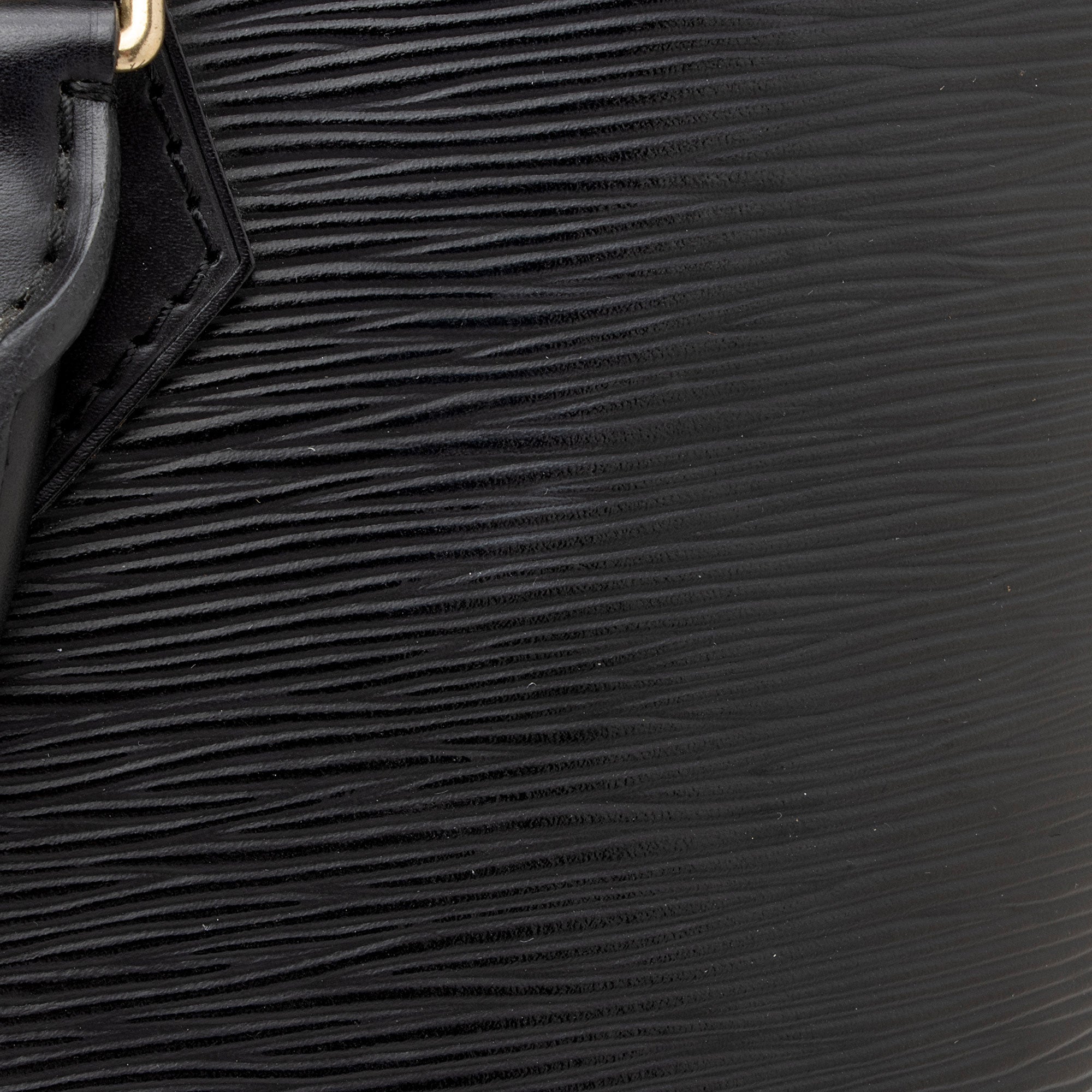 Louis Vuitton Vintage Epi Leather Alma PM Satchel (SHF-muRCX4)