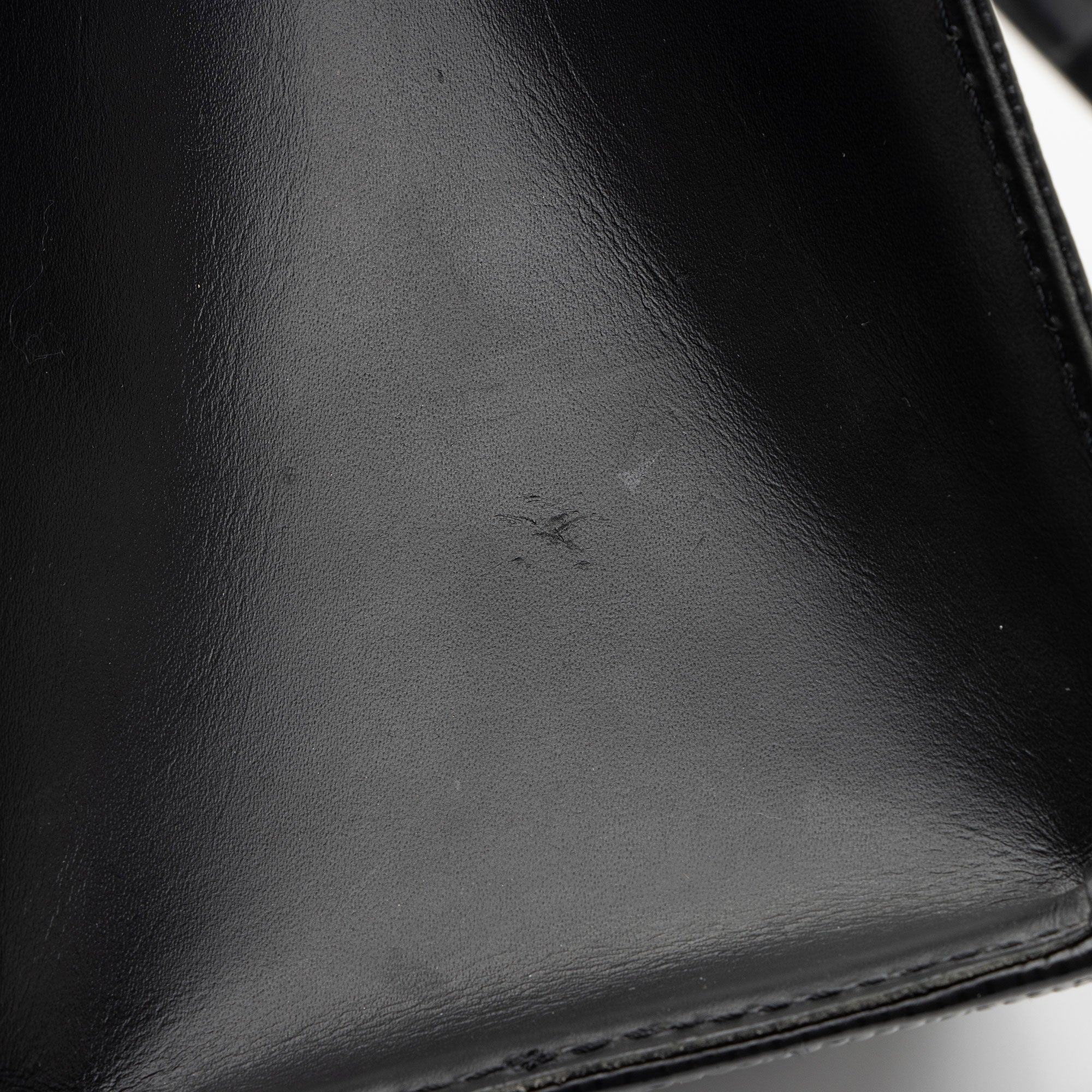 Louis Vuitton Vintage Epi Leather Croisette PM Shoulder Bag (SHF-vgaztx)