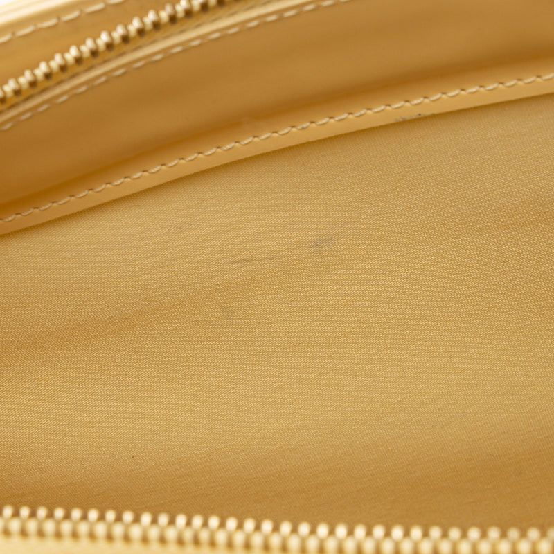 Louis Vuitton Vintage Epi Leather Croisette PM Shoulder Bag (SHF-eummJM)