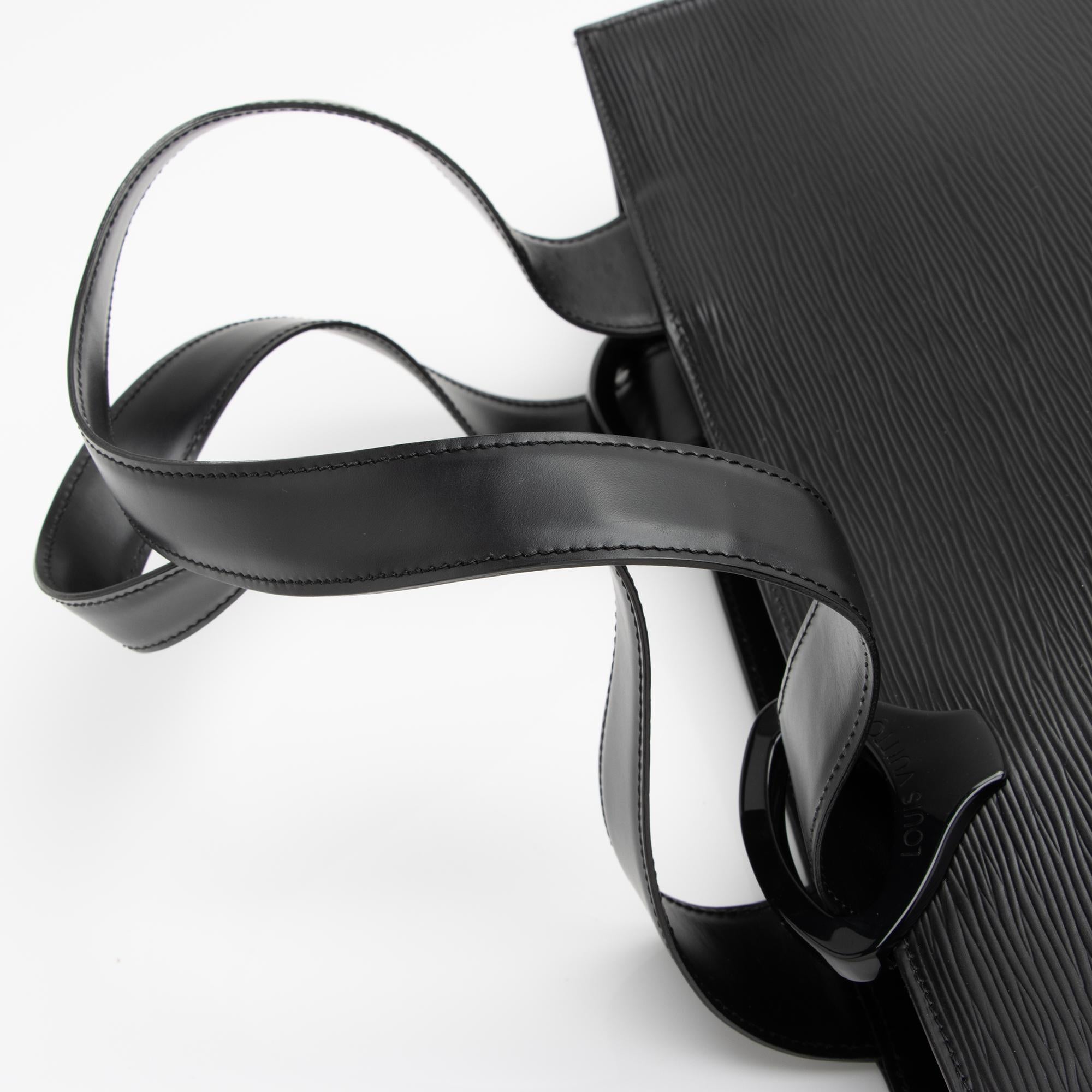 Louis Vuitton Vintage Epi Leather Gemeaux Tote (SHF-23902)