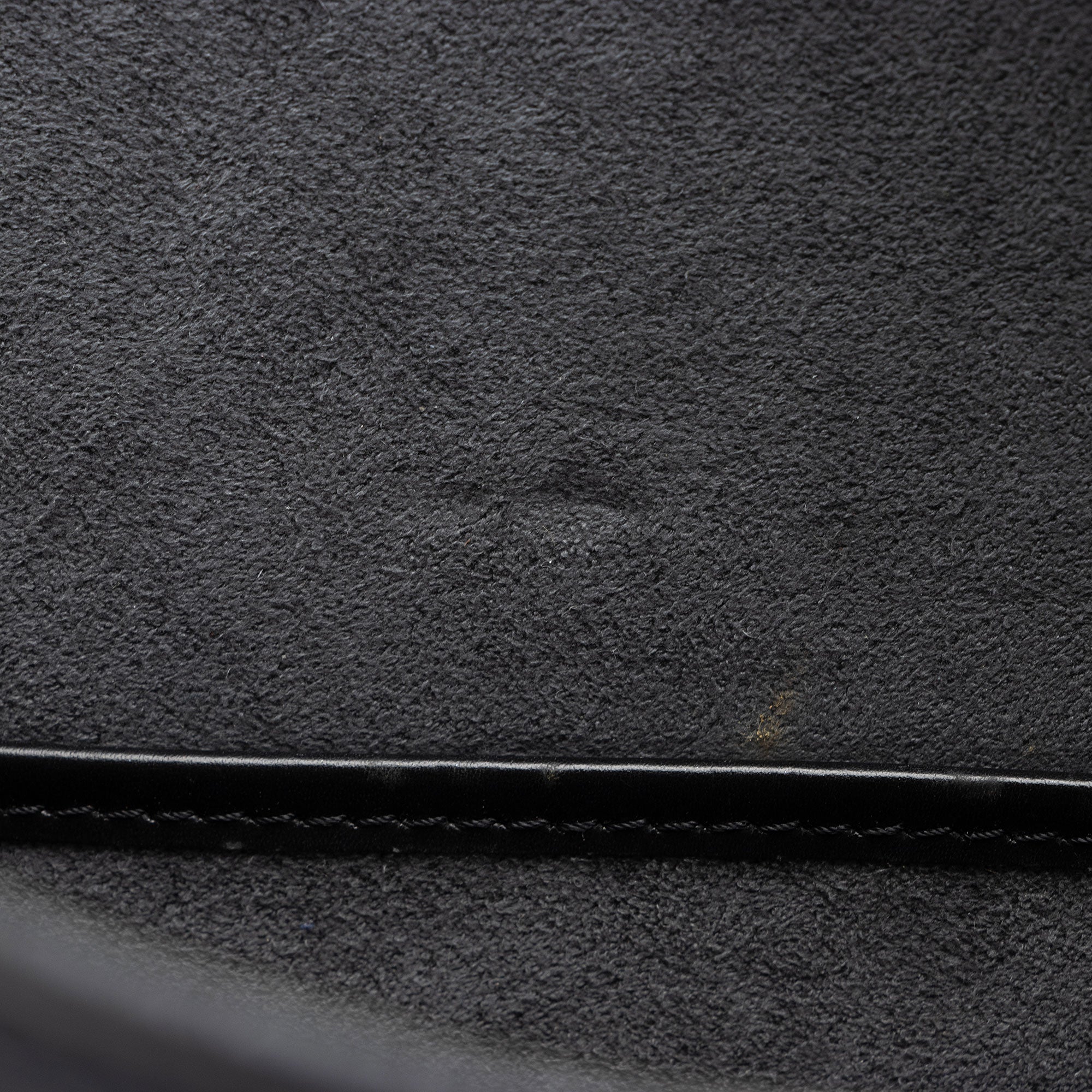 Louis Vuitton Vintage Epi Leather Lussac Tote (SHF-AsaQmr)