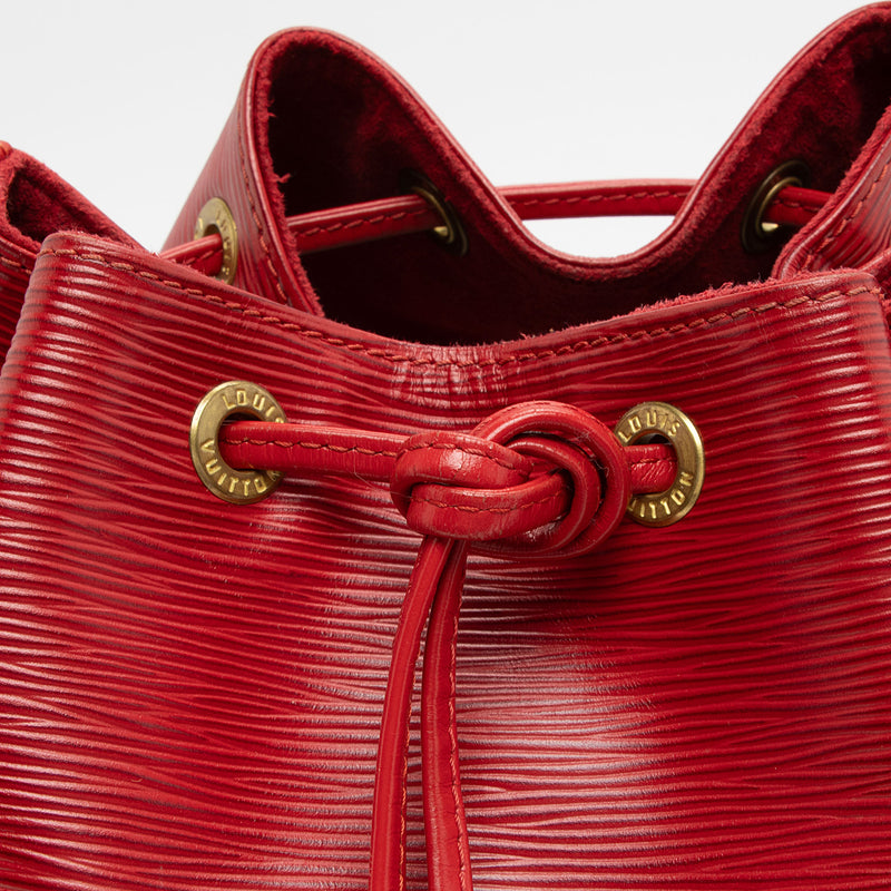 Louis Vuitton Vintage Epi Leather Petit Noe Shoulder Bag (SHF-KnJjlt)
