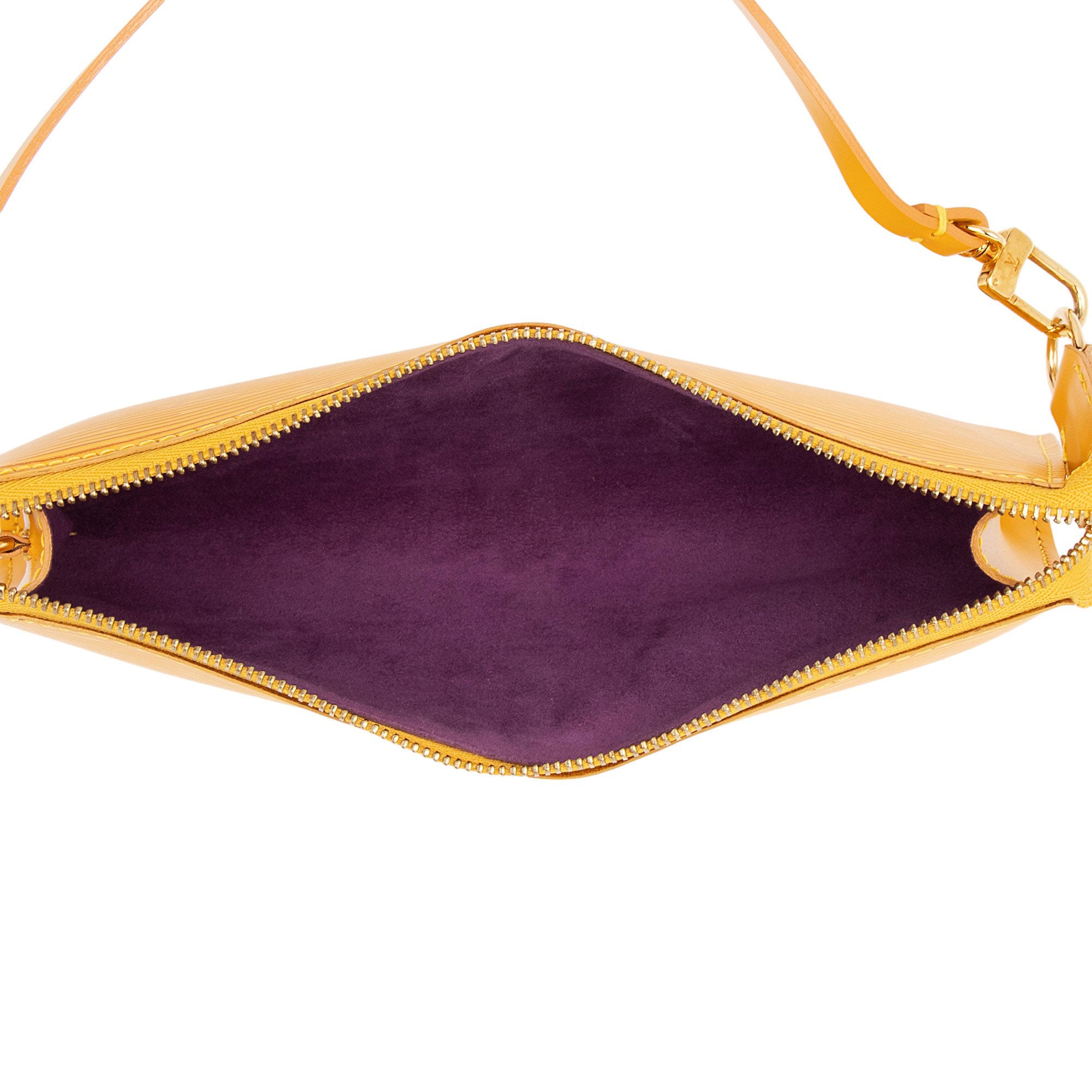 Louis Vuitton Vintage Epi Leather Pochette 21 Accessoires (SHF-hfoySb)