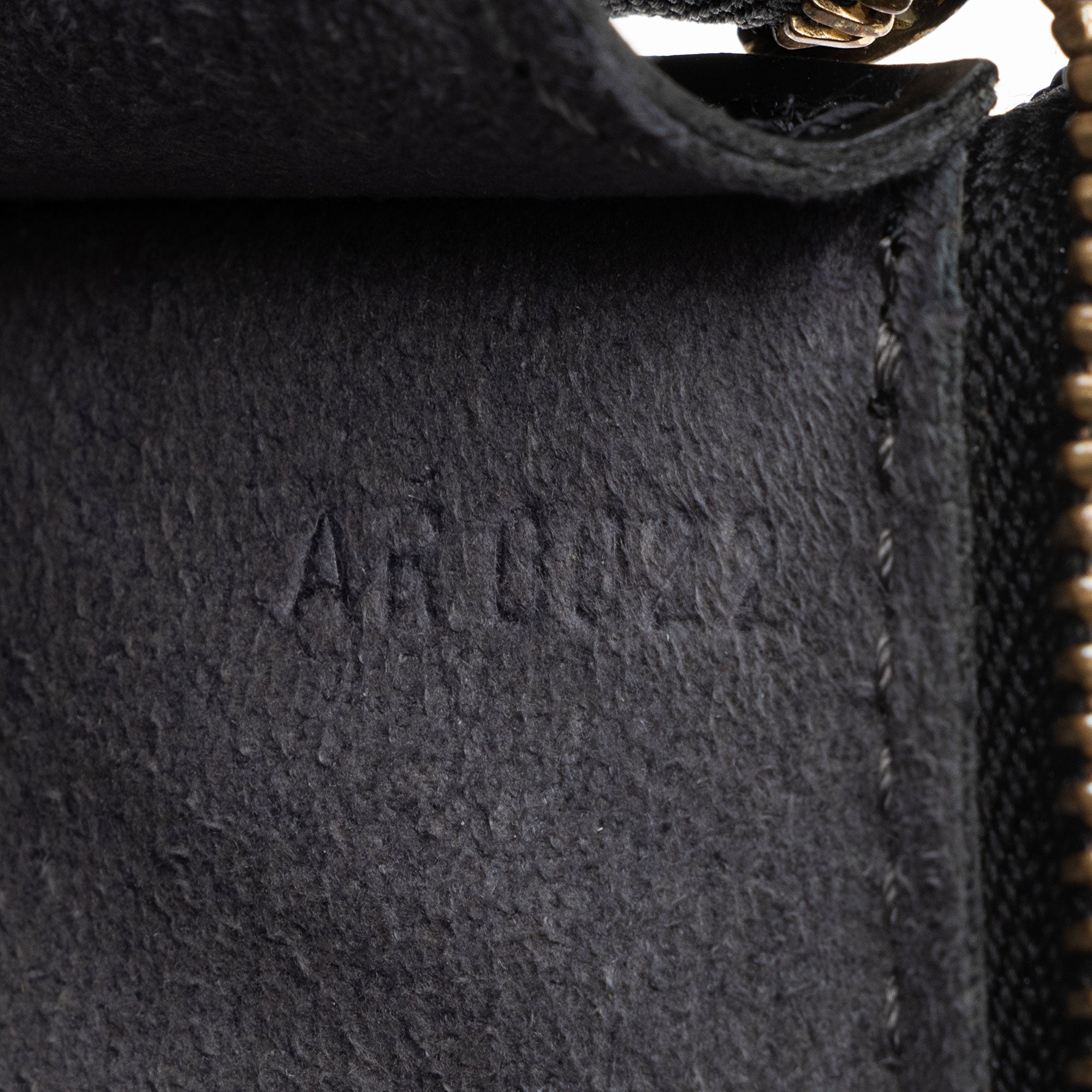 Louis Vuitton Vintage Epi Leather Pochette 21 Accessoires