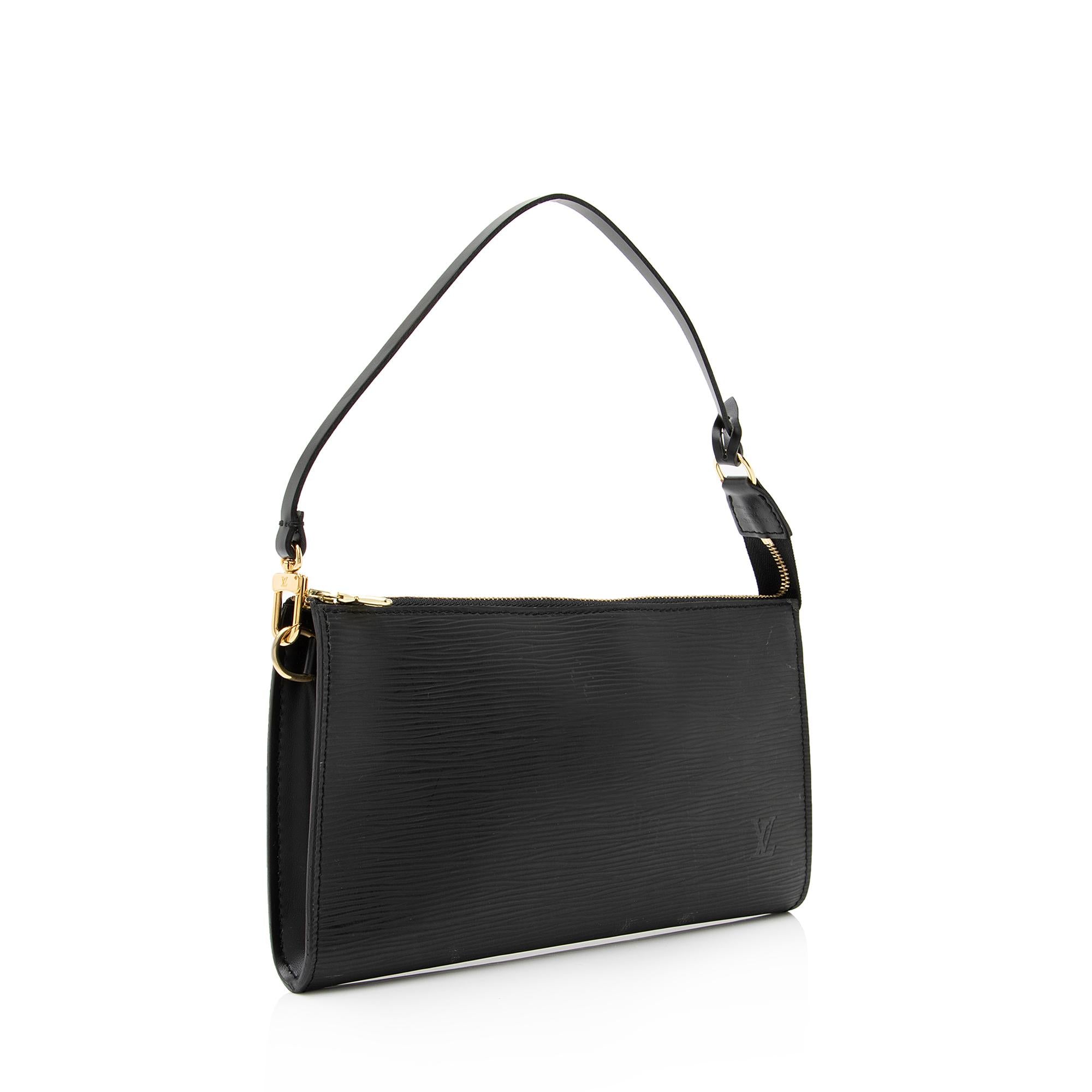 Louis Vuitton Vintage Epi Leather Pochette Accessoires (SHF-23066)