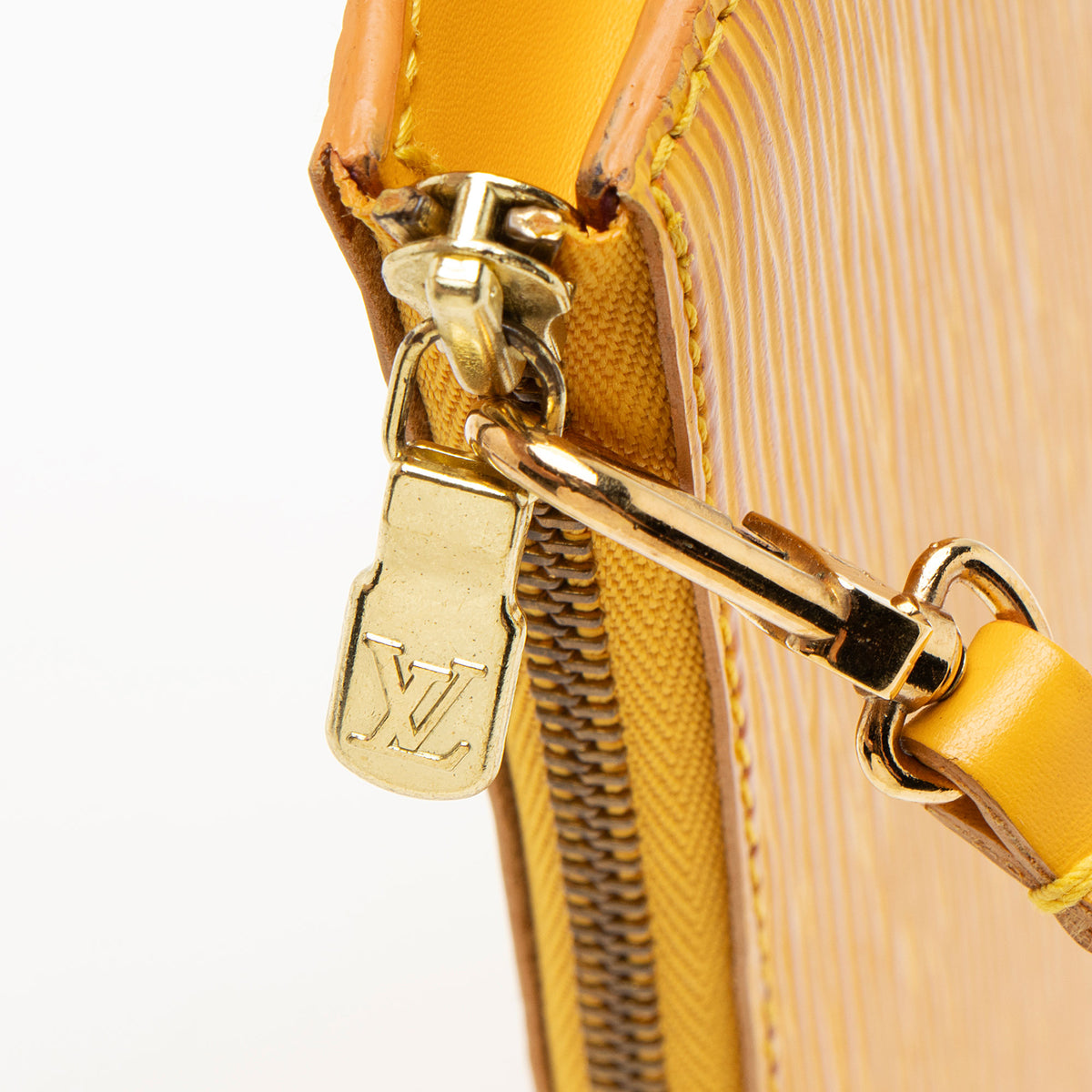 Louis Vuitton Vintage Epi Leather Pochette Accessoires